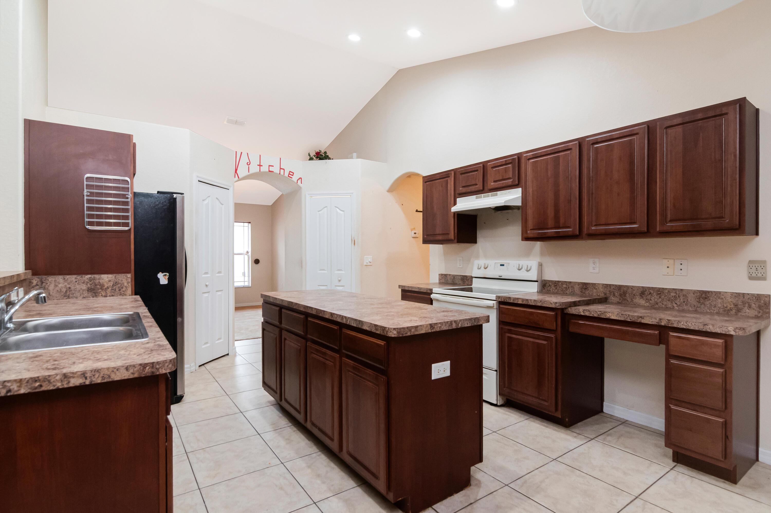 SPRING HILL UNIT 16 - Residential