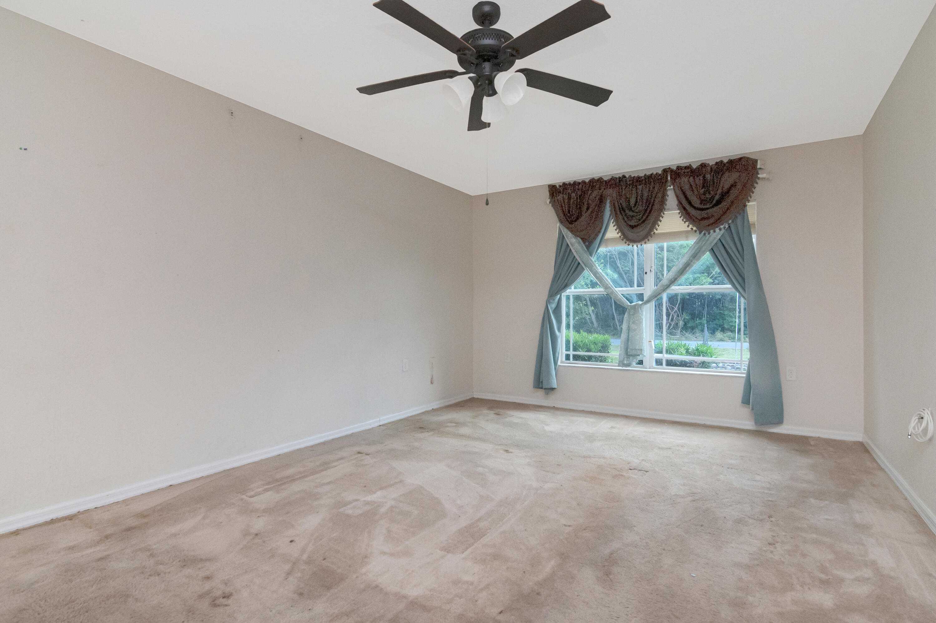 SPRING HILL UNIT 16 - Residential