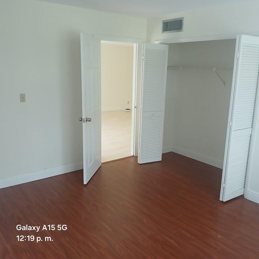NO 121 PALM-AIRE COUNTRY CLUB - Residential