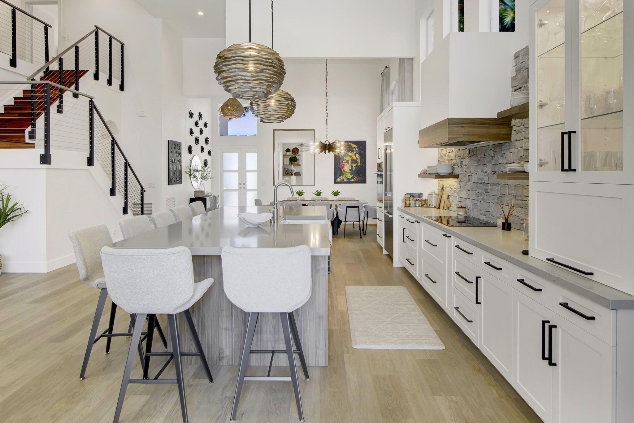 HAMILTON PLACE - Residential