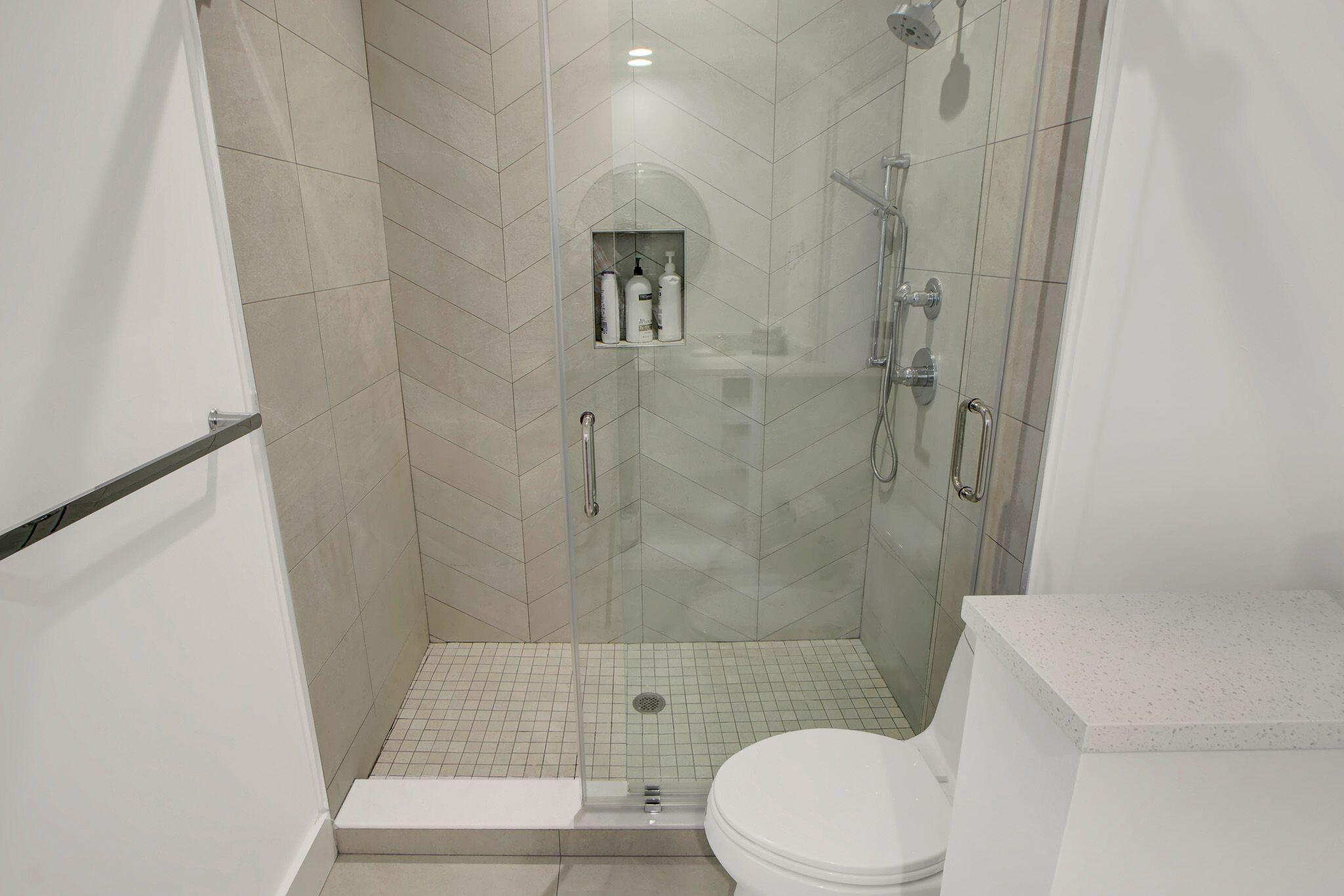 HAMILTON PLACE - Residential
