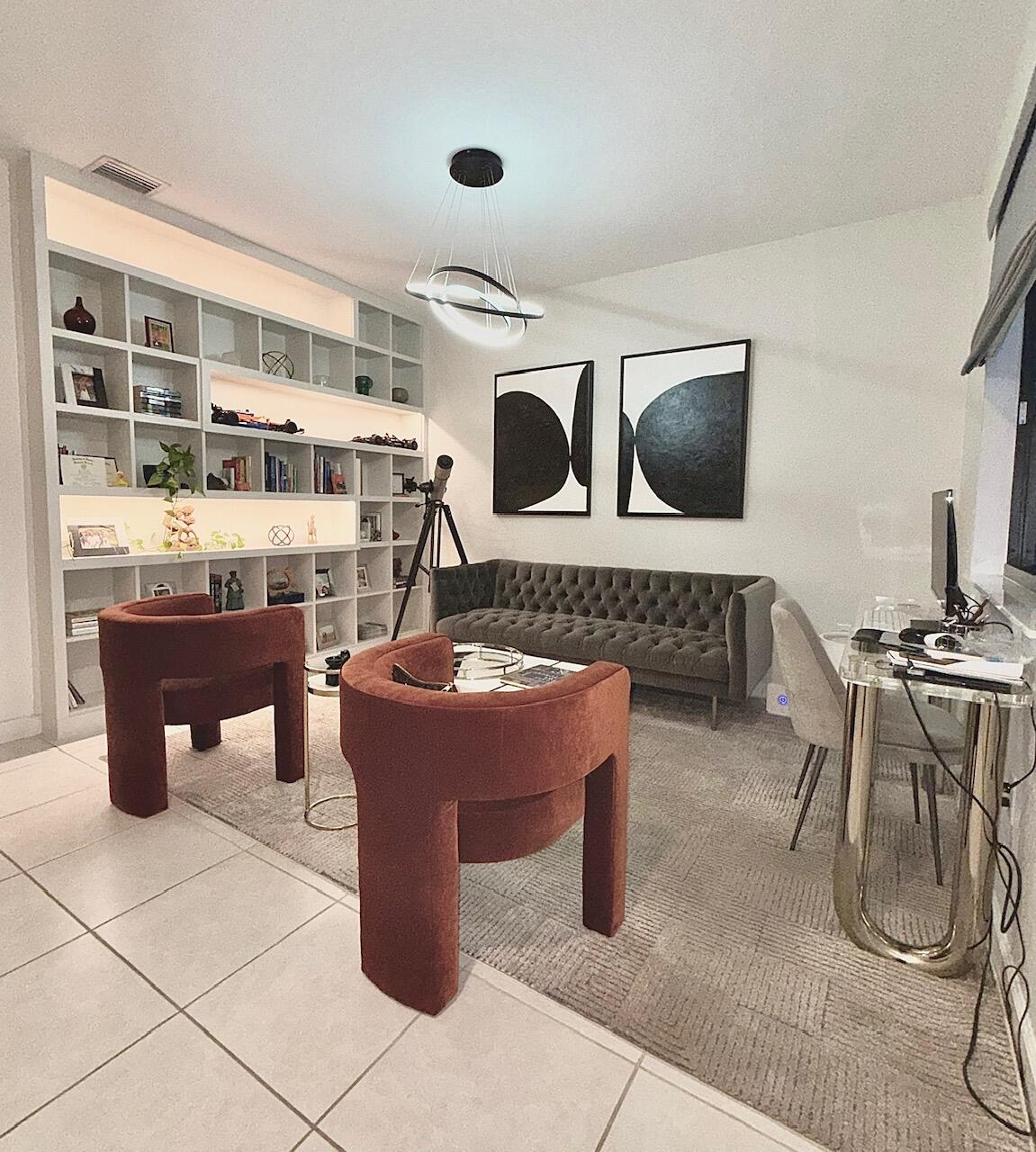 VIA VENTURA NEIGHBORHOOD 1 - Residential Lease