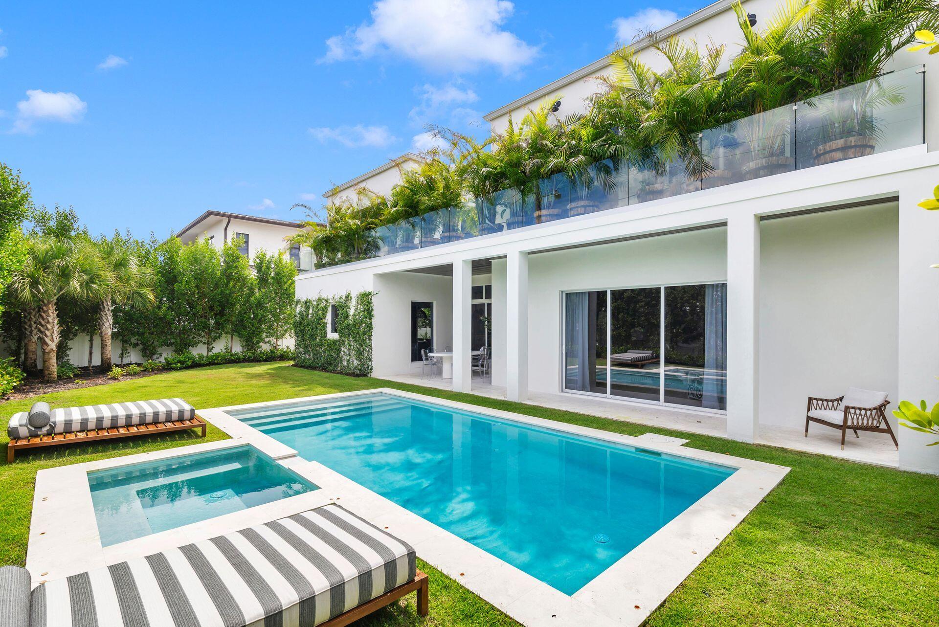 EDGEWATER - Residential