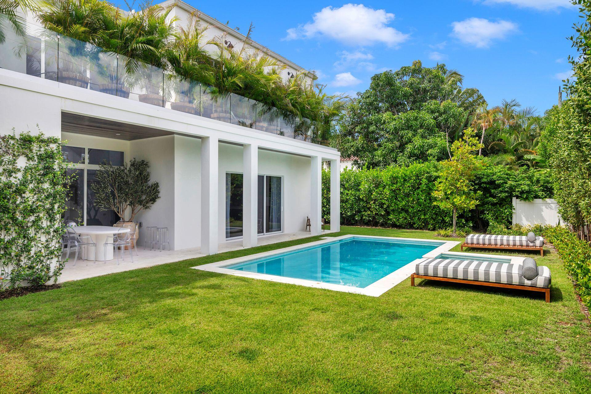 EDGEWATER - Residential