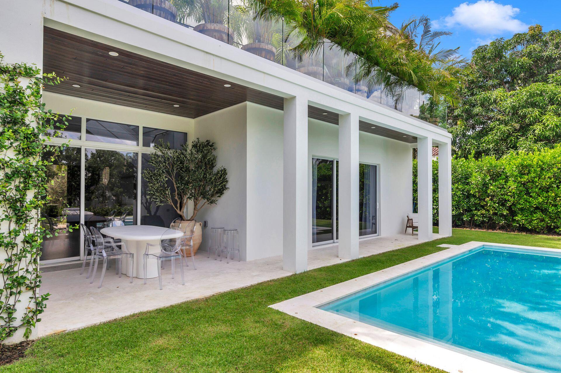EDGEWATER - Residential