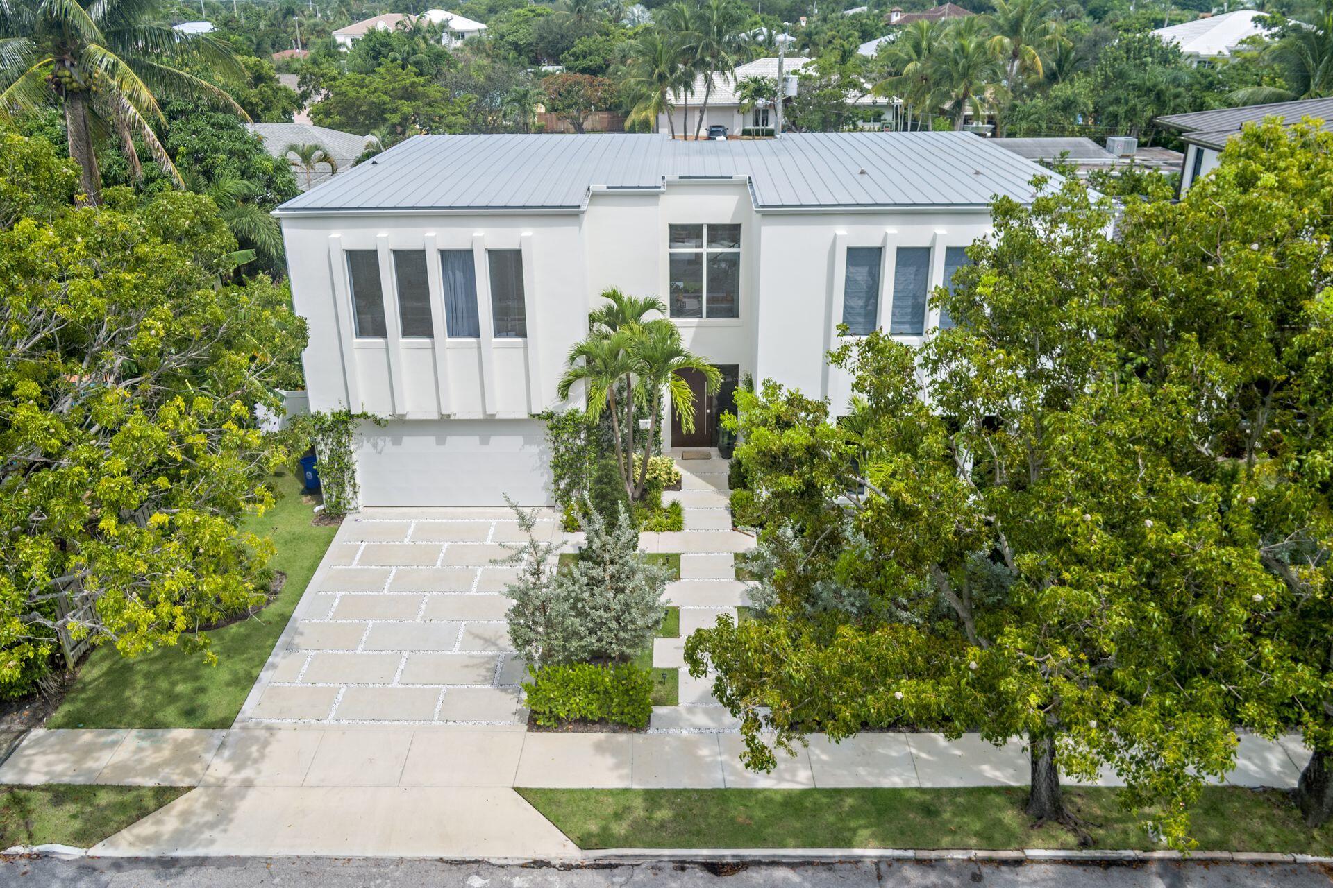 EDGEWATER - Residential