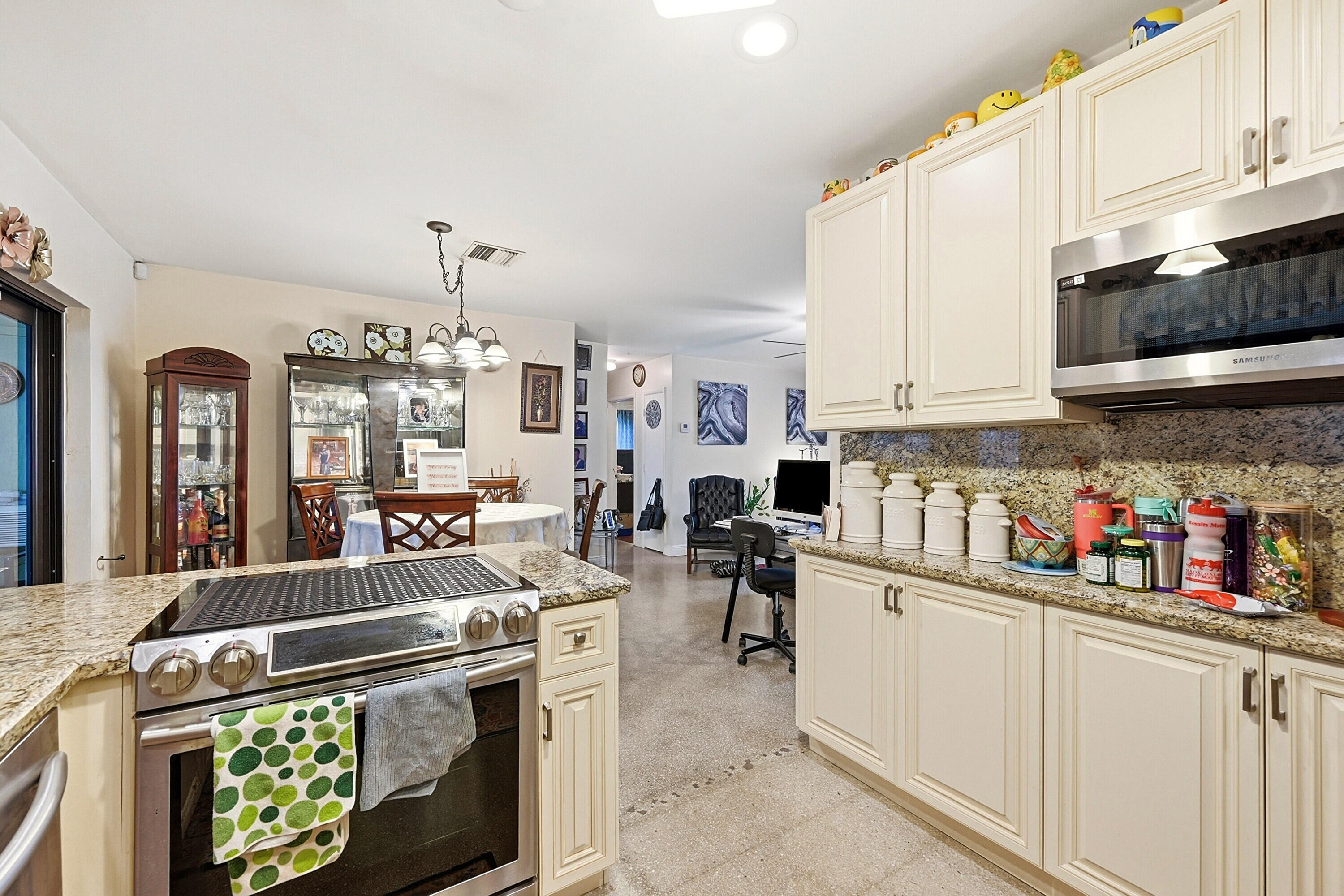 NORTH BROWARD HIGHLANDS SEC 4 - Residential