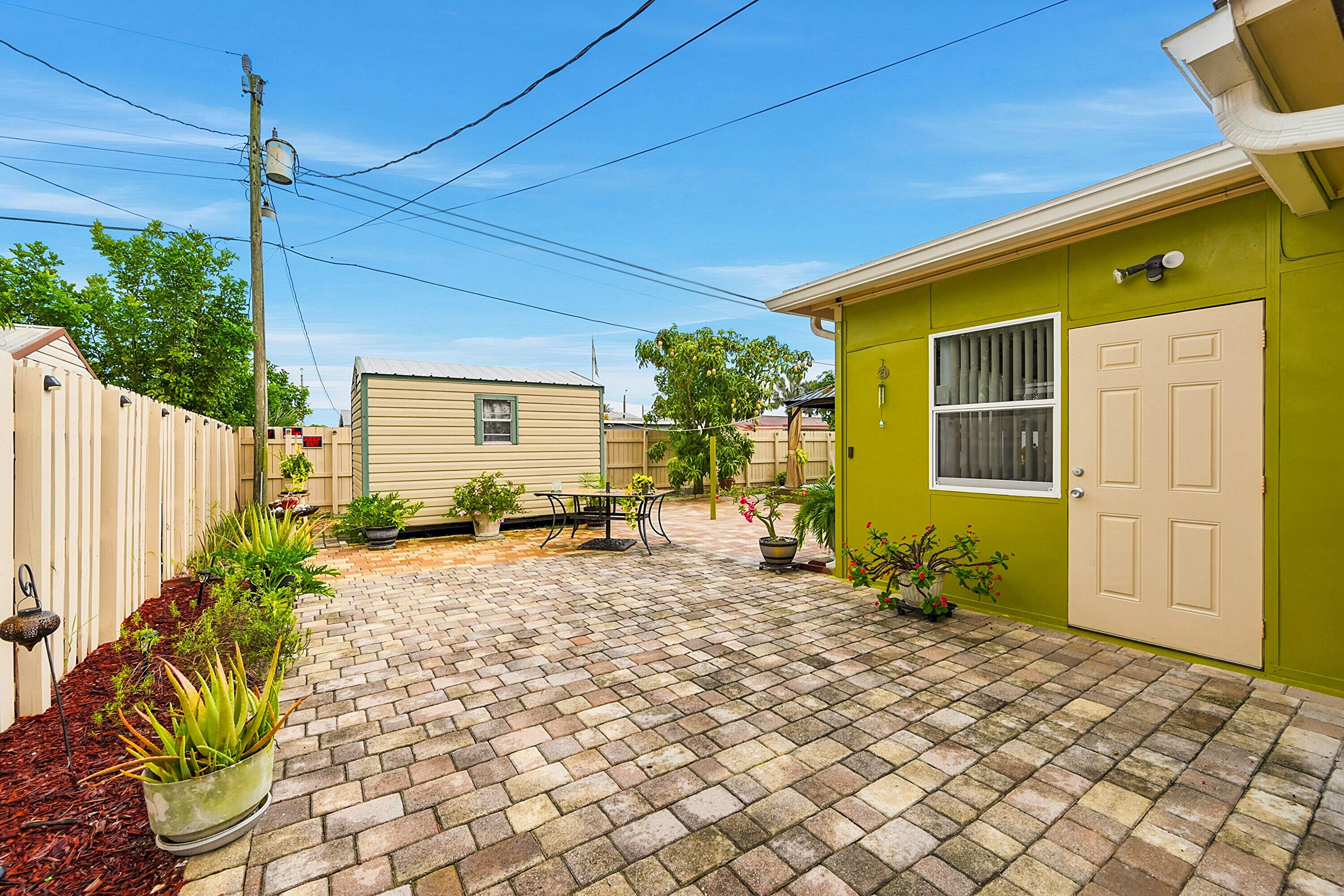 NORTH BROWARD HIGHLANDS SEC 4 - Residential