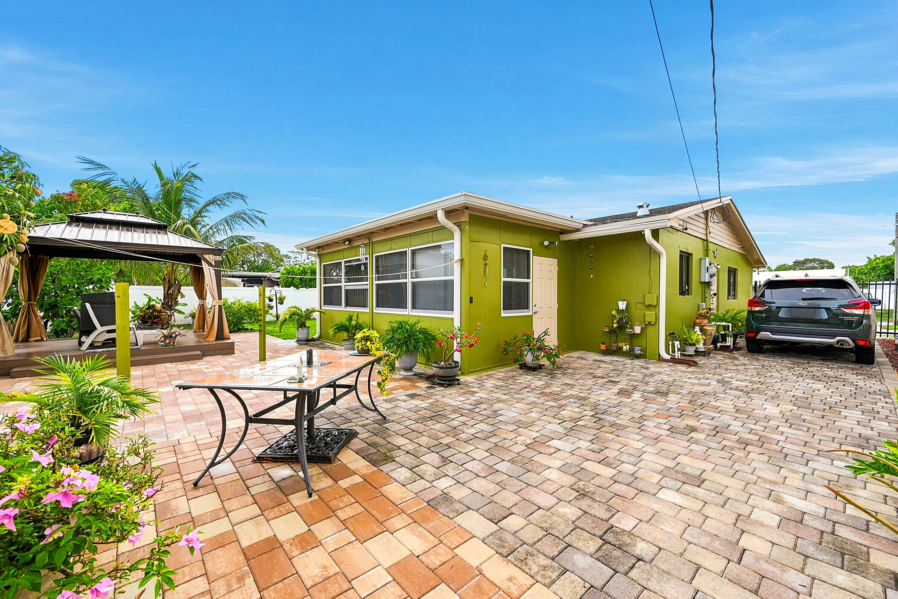 NORTH BROWARD HIGHLANDS SEC 4 - Residential
