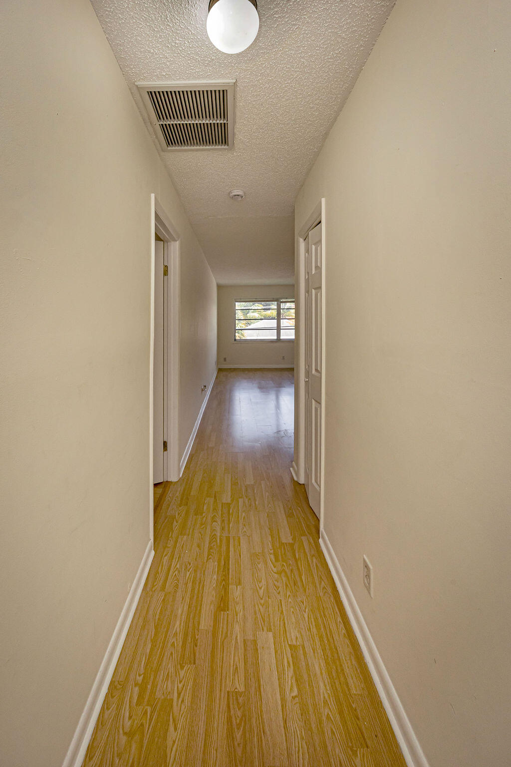 FOUR PALMS APTS CONDO - Residential