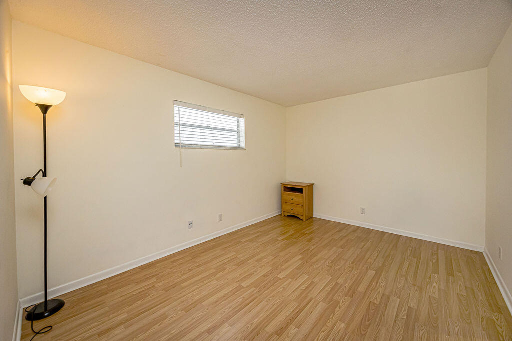 FOUR PALMS APTS CONDO - Residential