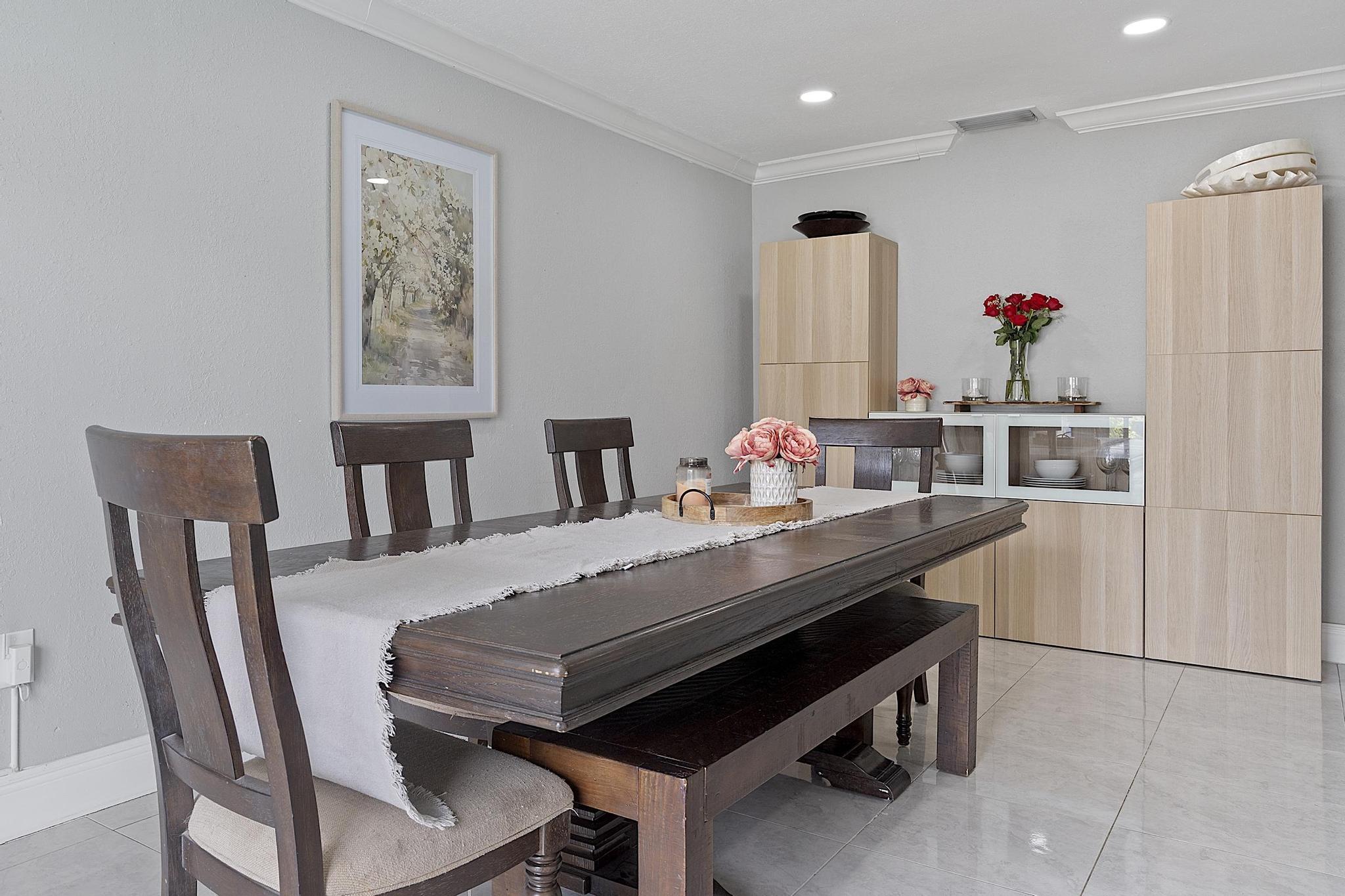 NOB HILL ESTATES 1 SEC - Residential