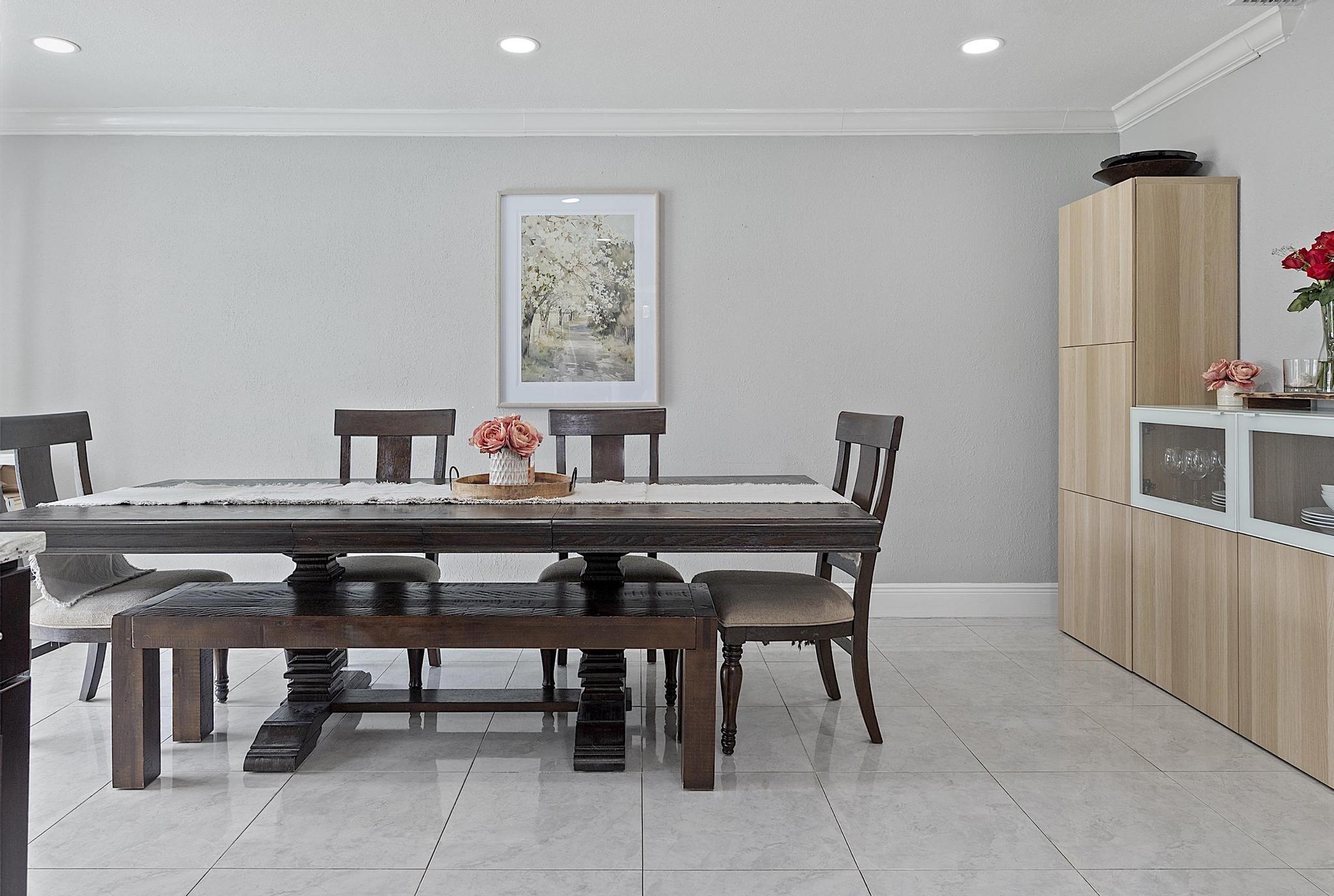 NOB HILL ESTATES 1 SEC - Residential