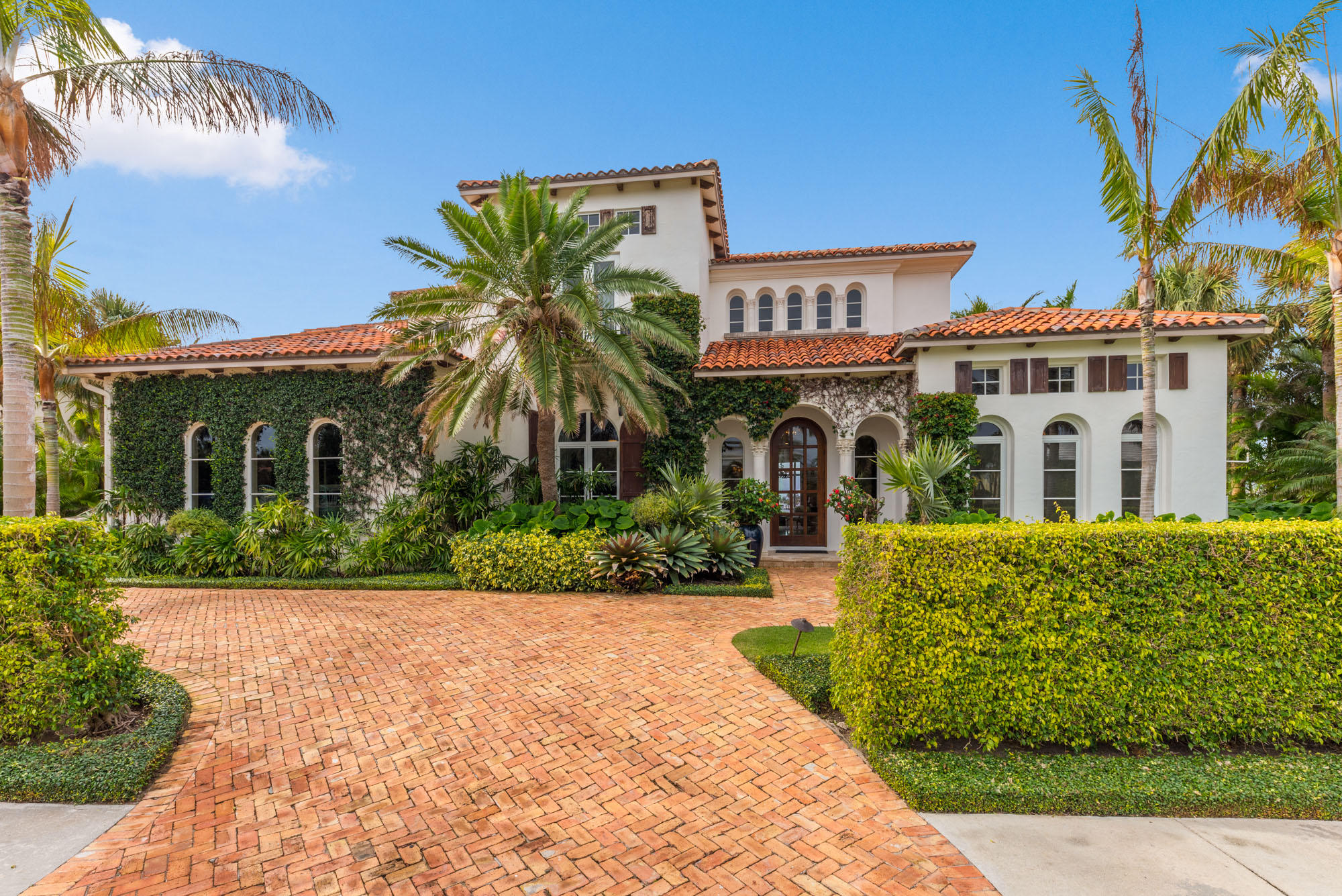 POINT MANALAPAN PLAT 9 - Residential