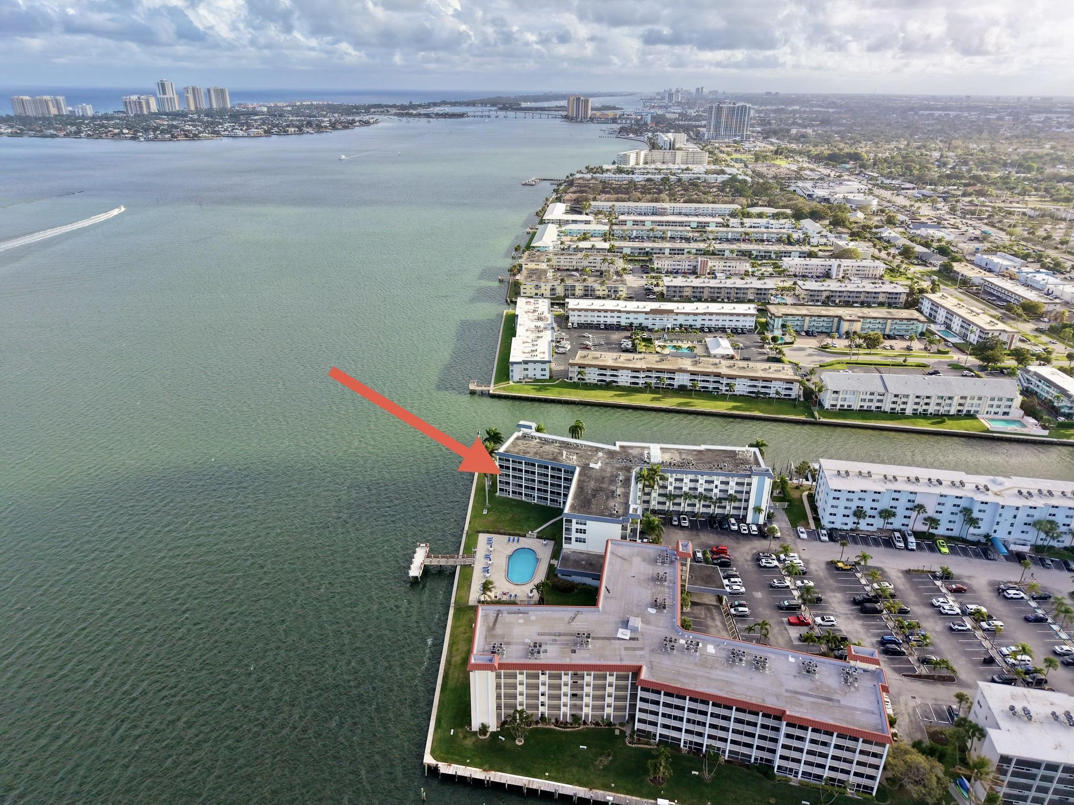 PARADISE HARBOUR CONDO - Residential