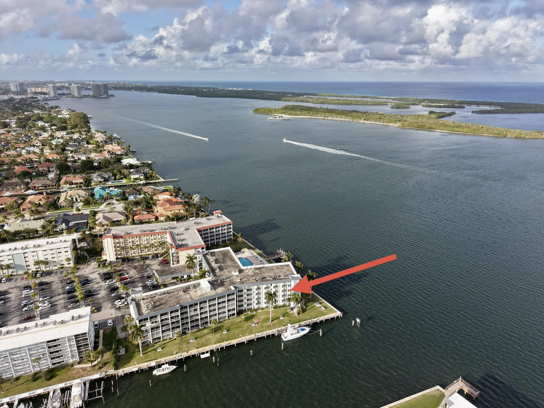 PARADISE HARBOUR CONDO - Residential