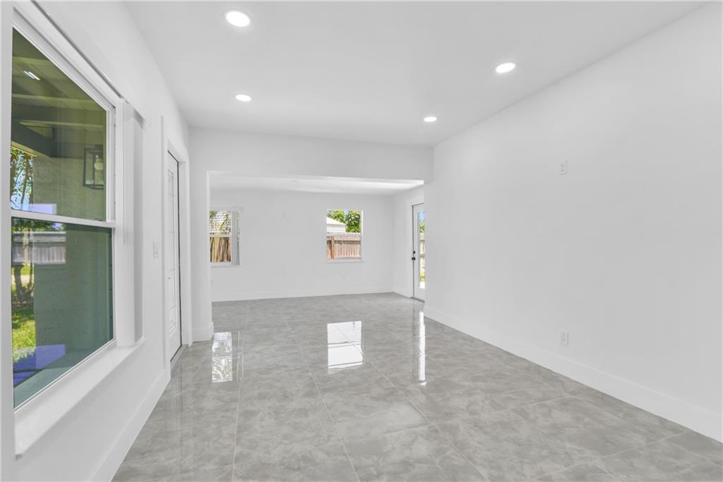 Lantana Heights 05 - Residential