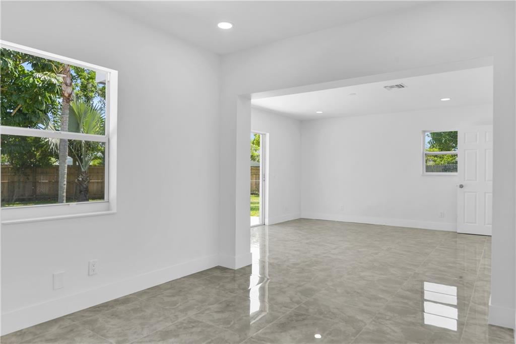 Lantana Heights 05 - Residential