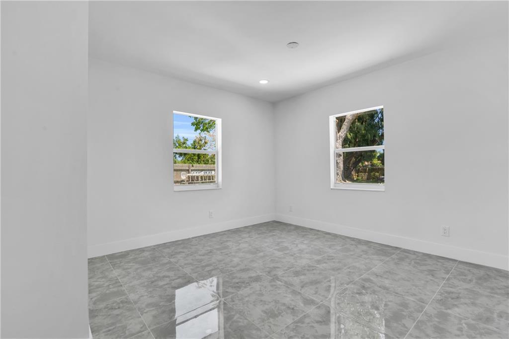 Lantana Heights 05 - Residential