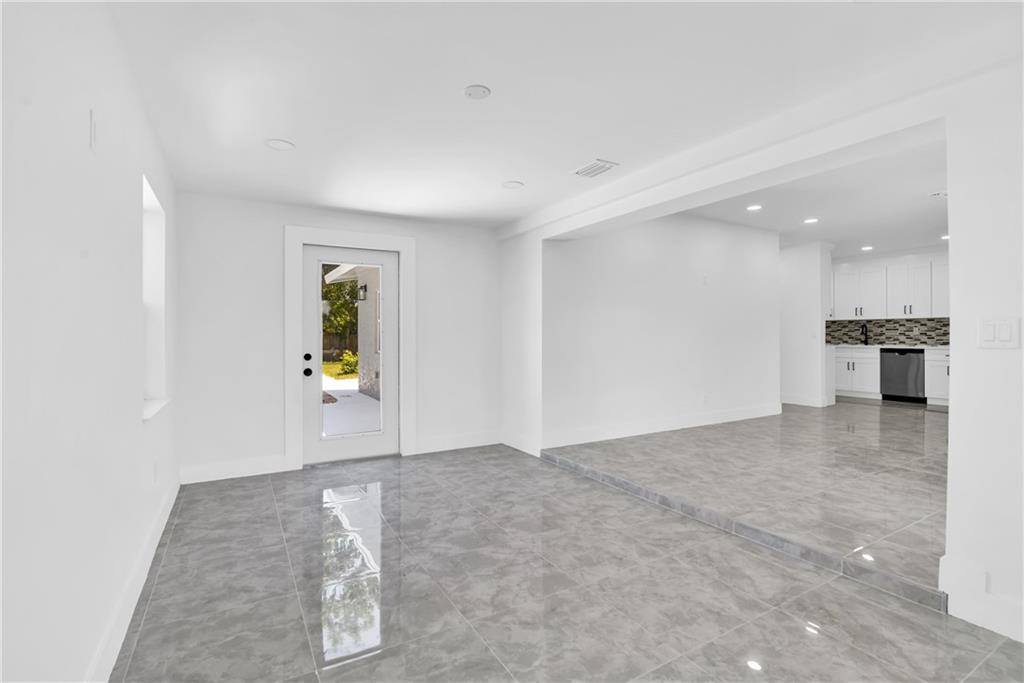 Lantana Heights 05 - Residential