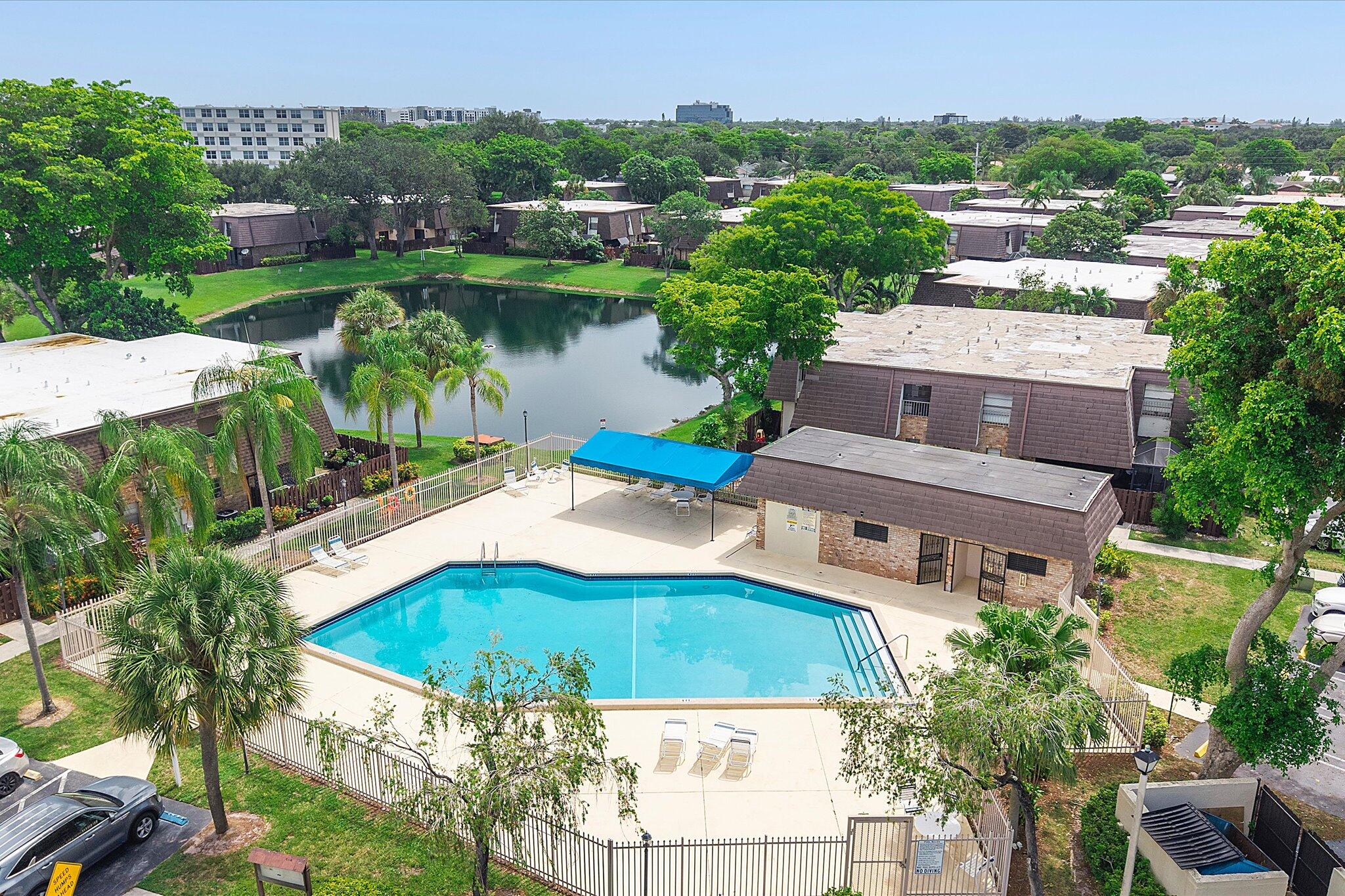 PARKSIDE - Residential