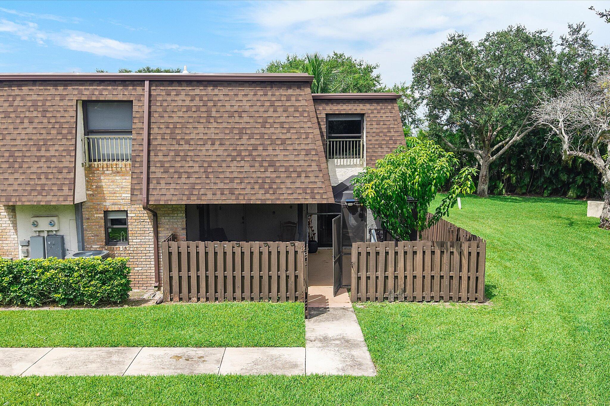 PARKSIDE - Residential