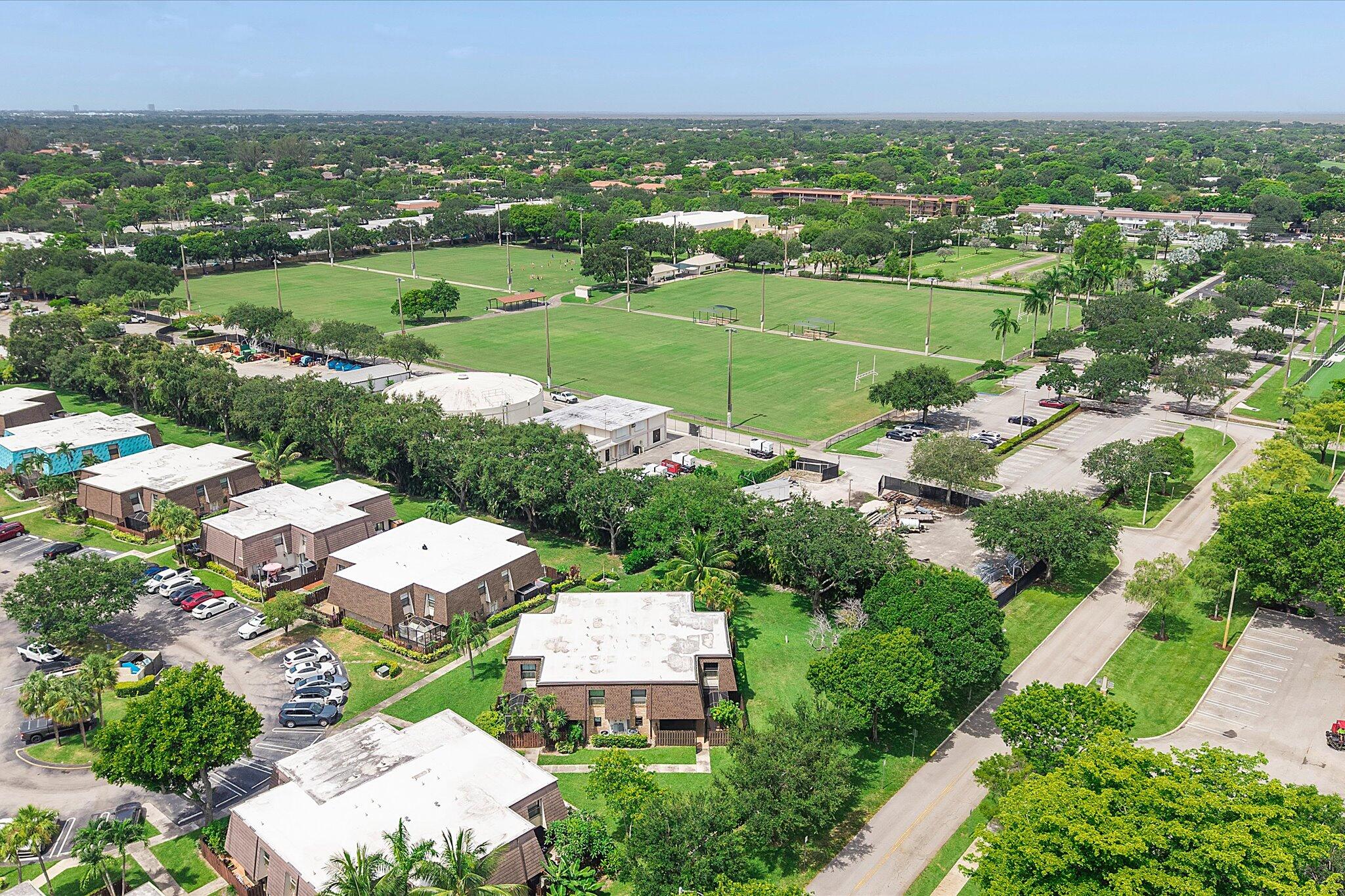 PARKSIDE - Residential