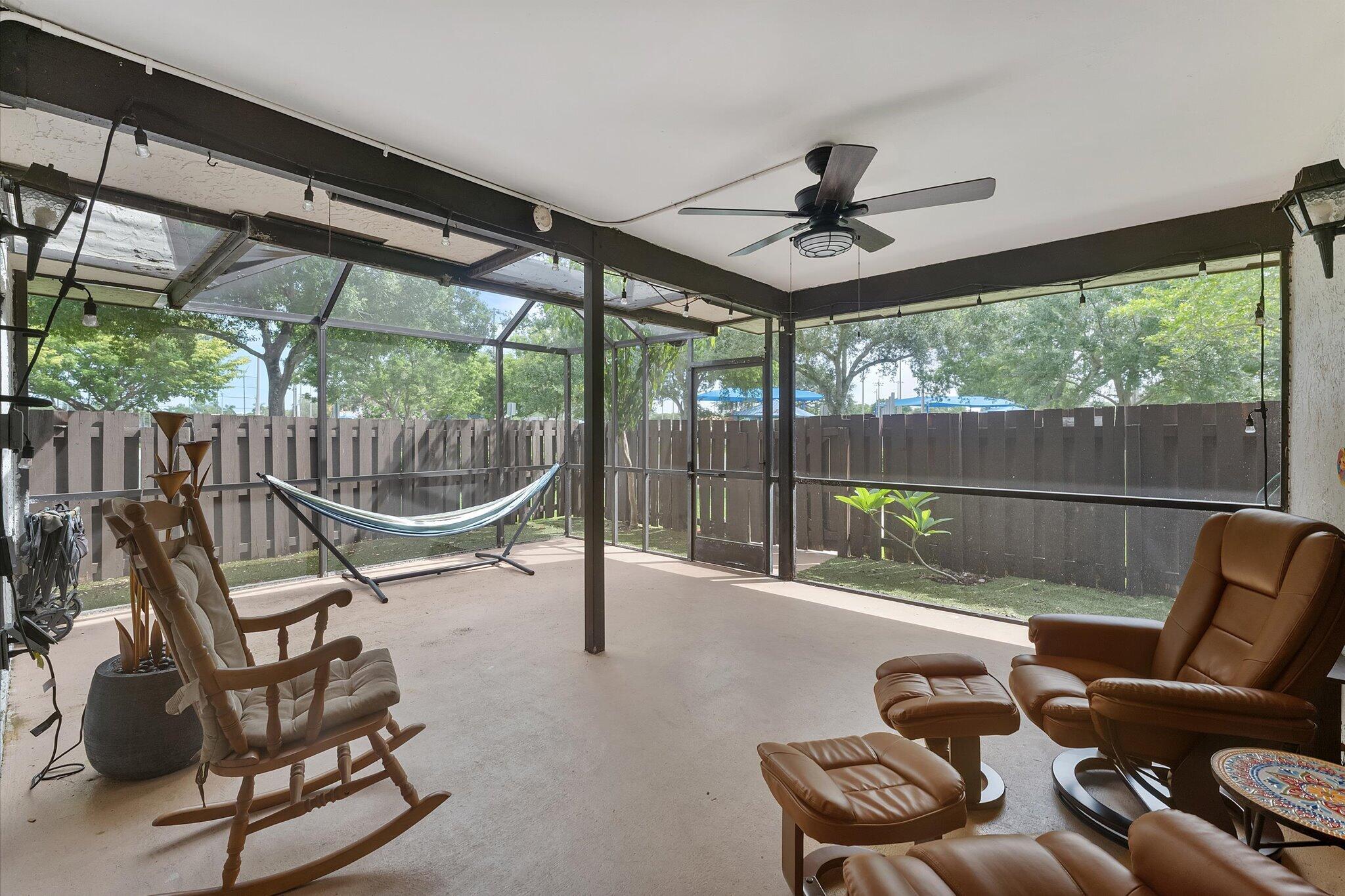 PARKSIDE - Residential