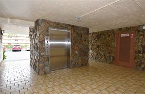 Meadowbrook Lakes View - Residential