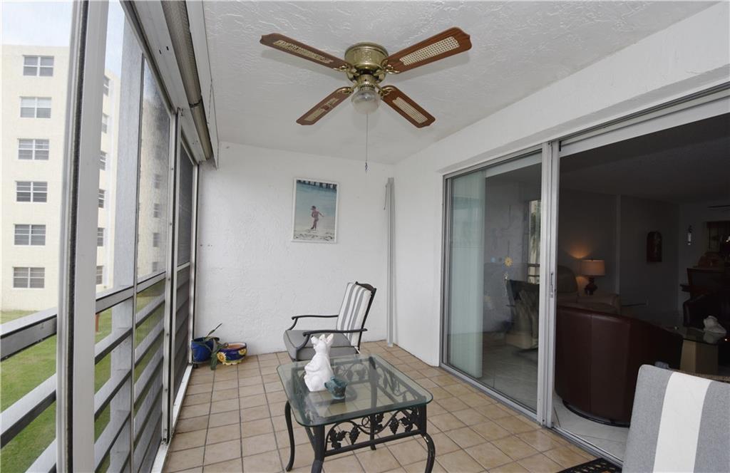 Meadowbrook Lakes View - Residential