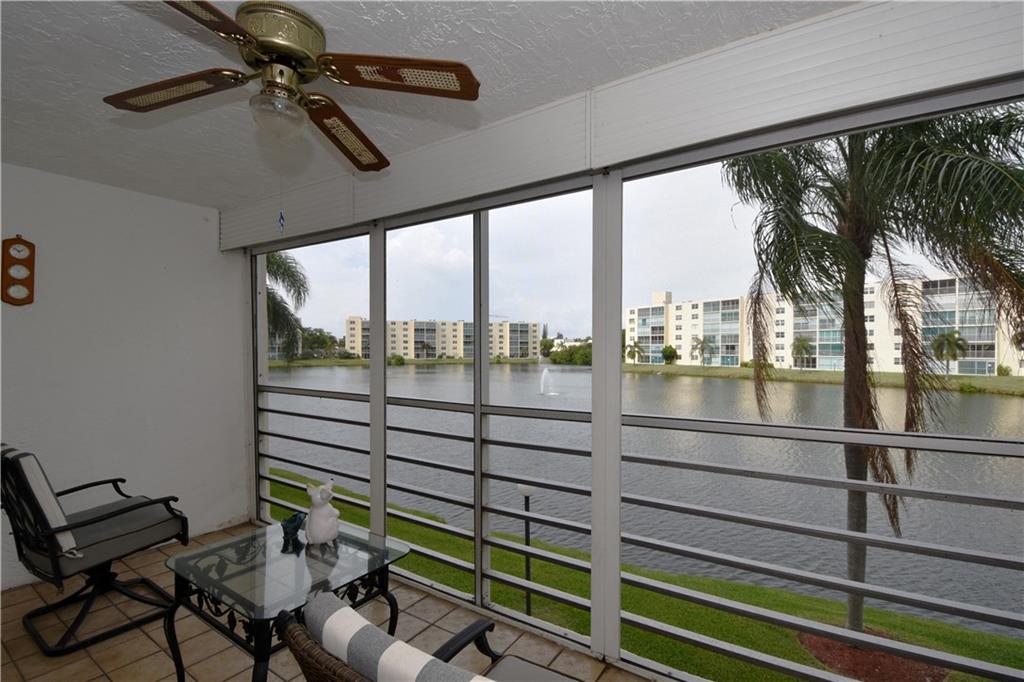 Meadowbrook Lakes View - Residential