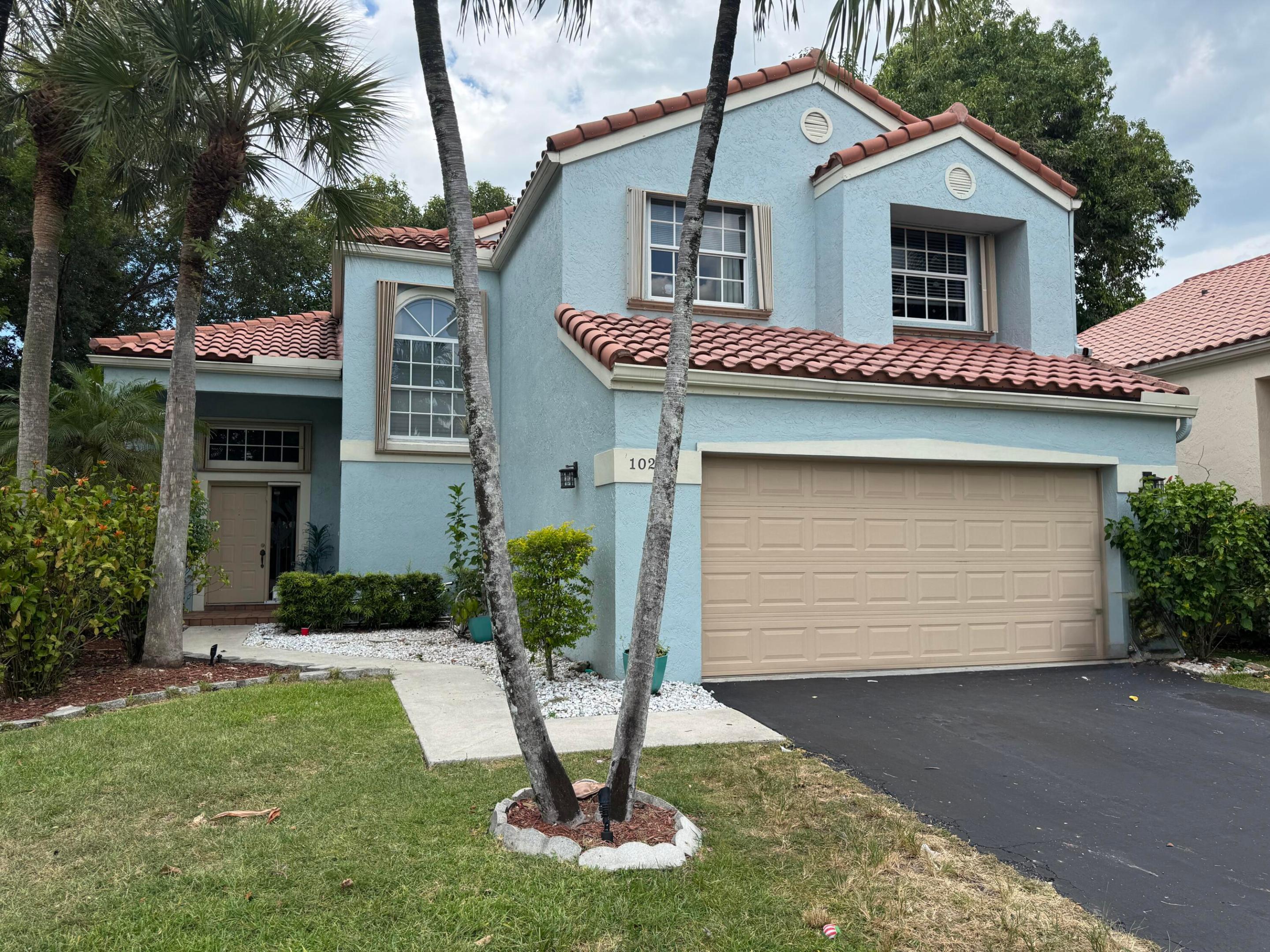 BRIDGEWATER AT PLANTATION - Residential