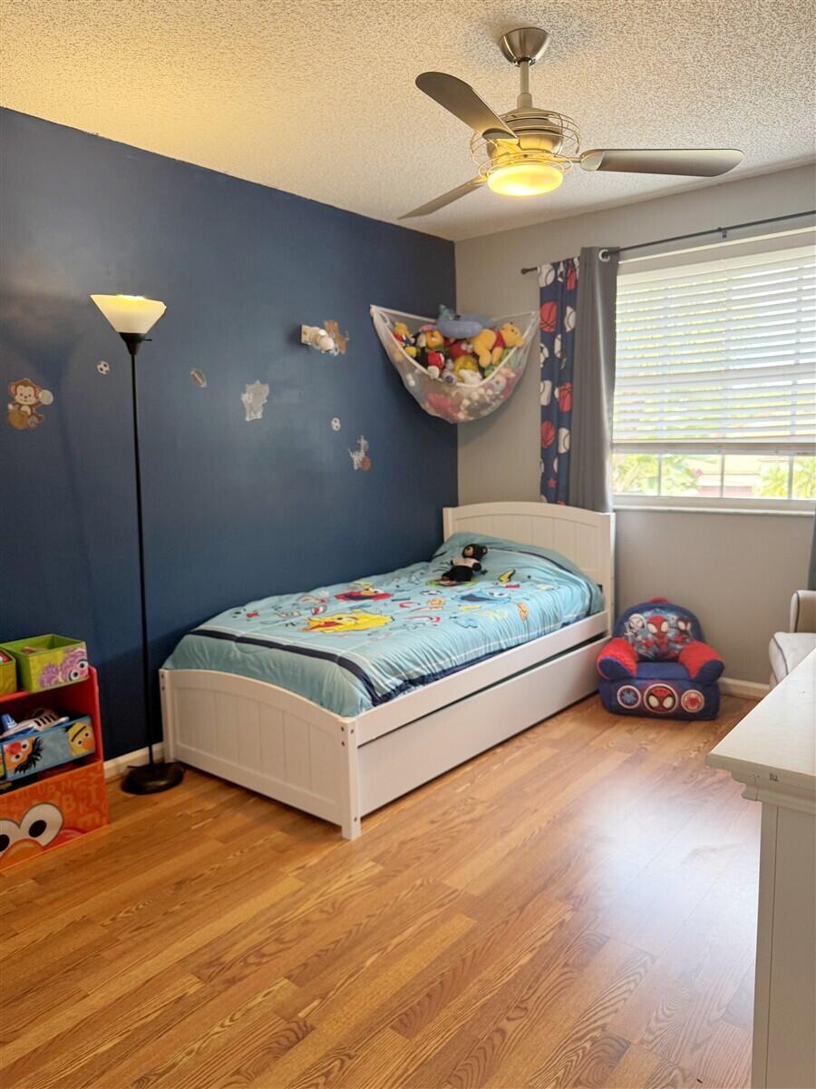 BRIDGEWATER AT PLANTATION - Residential