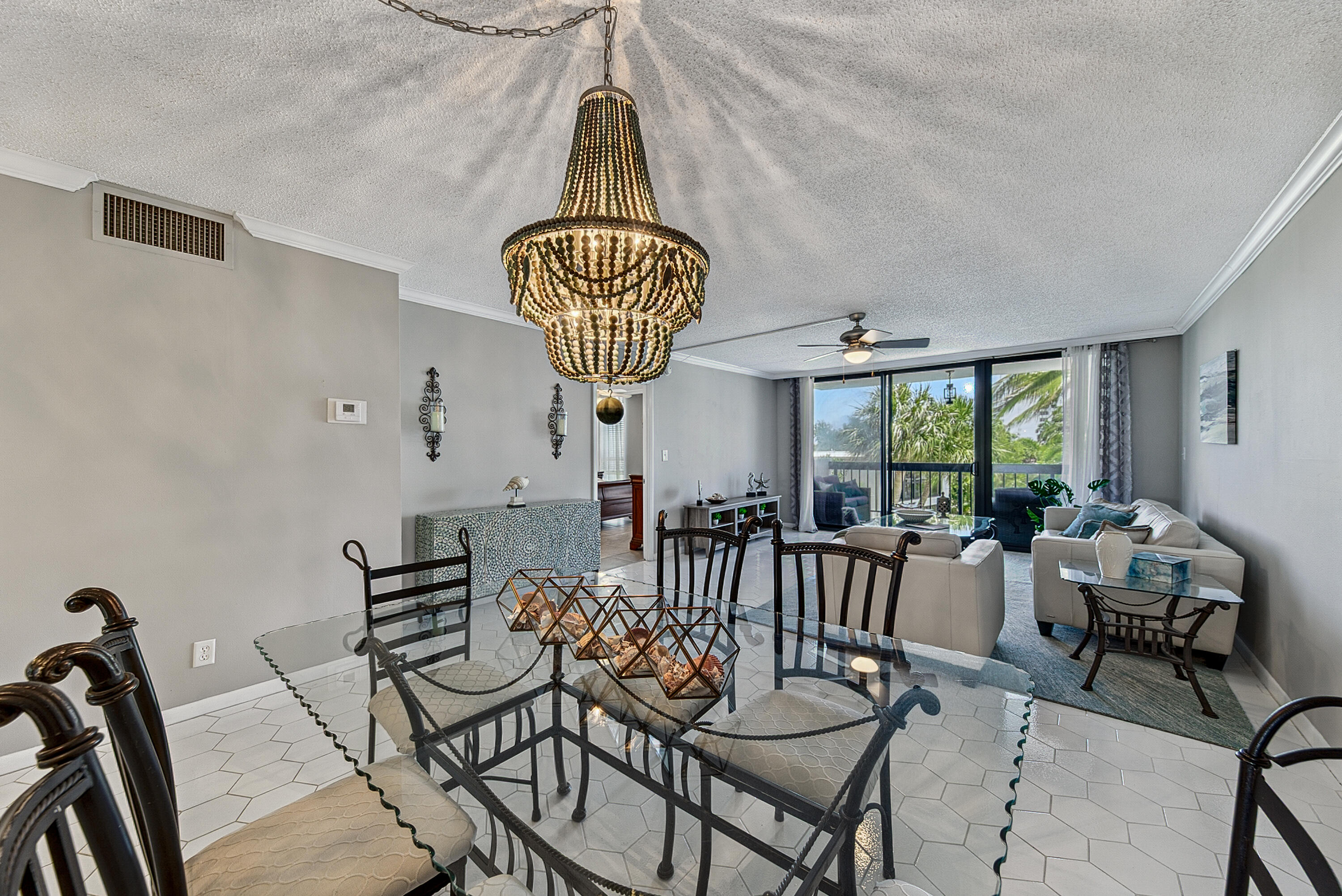 CORAL TOWERS CONDO - Residential