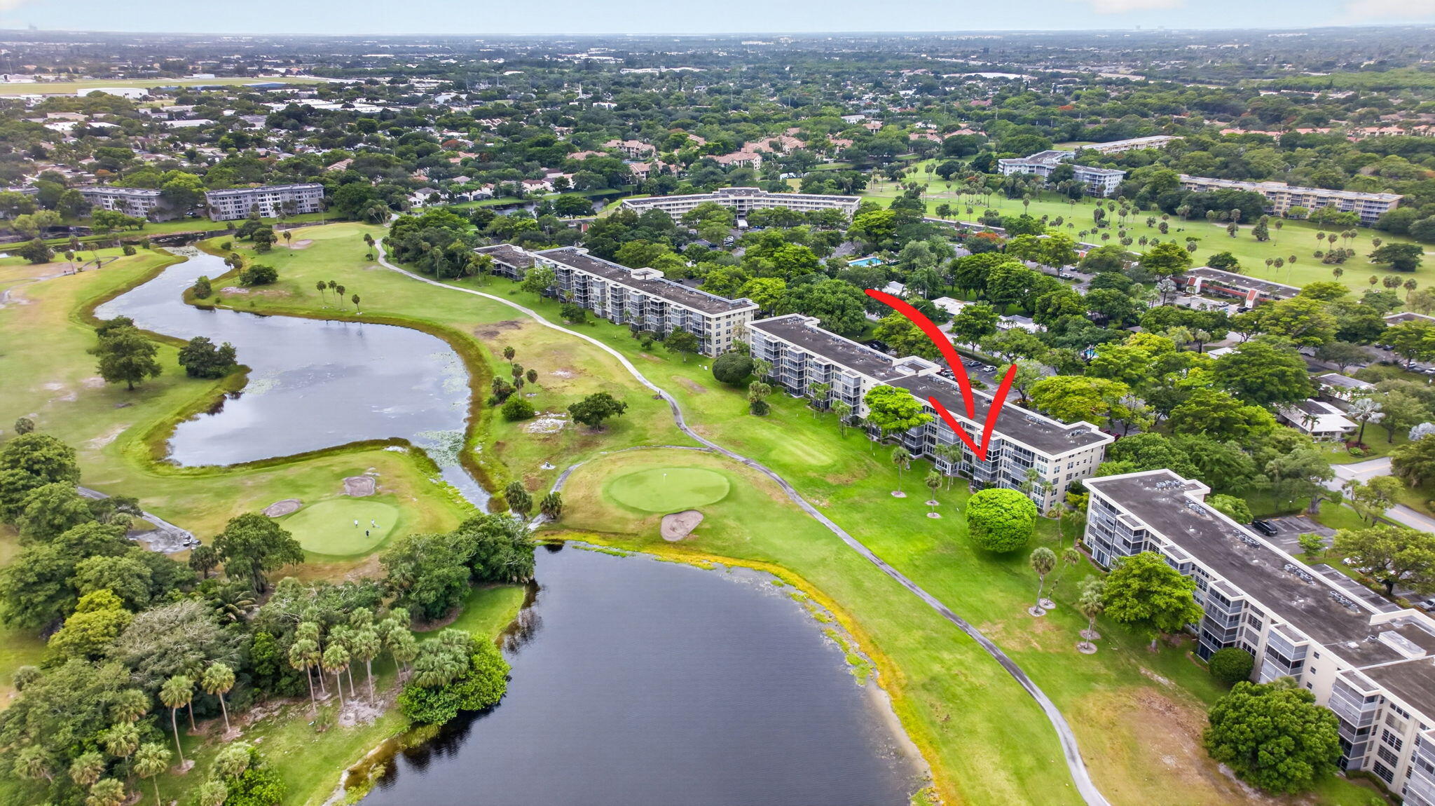 NO 124 PALM-AIRE COUNTRY CLUB - Residential