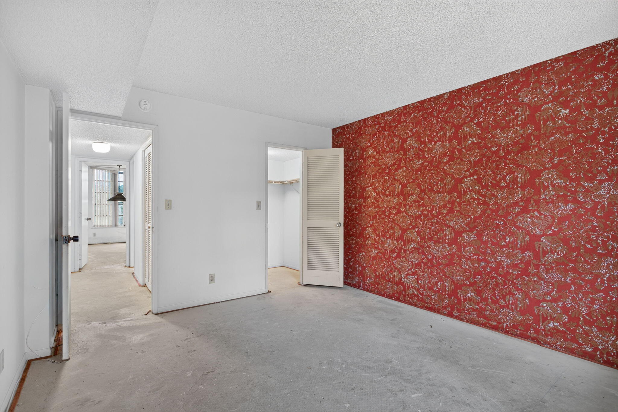 NO 124 PALM-AIRE COUNTRY CLUB - Residential