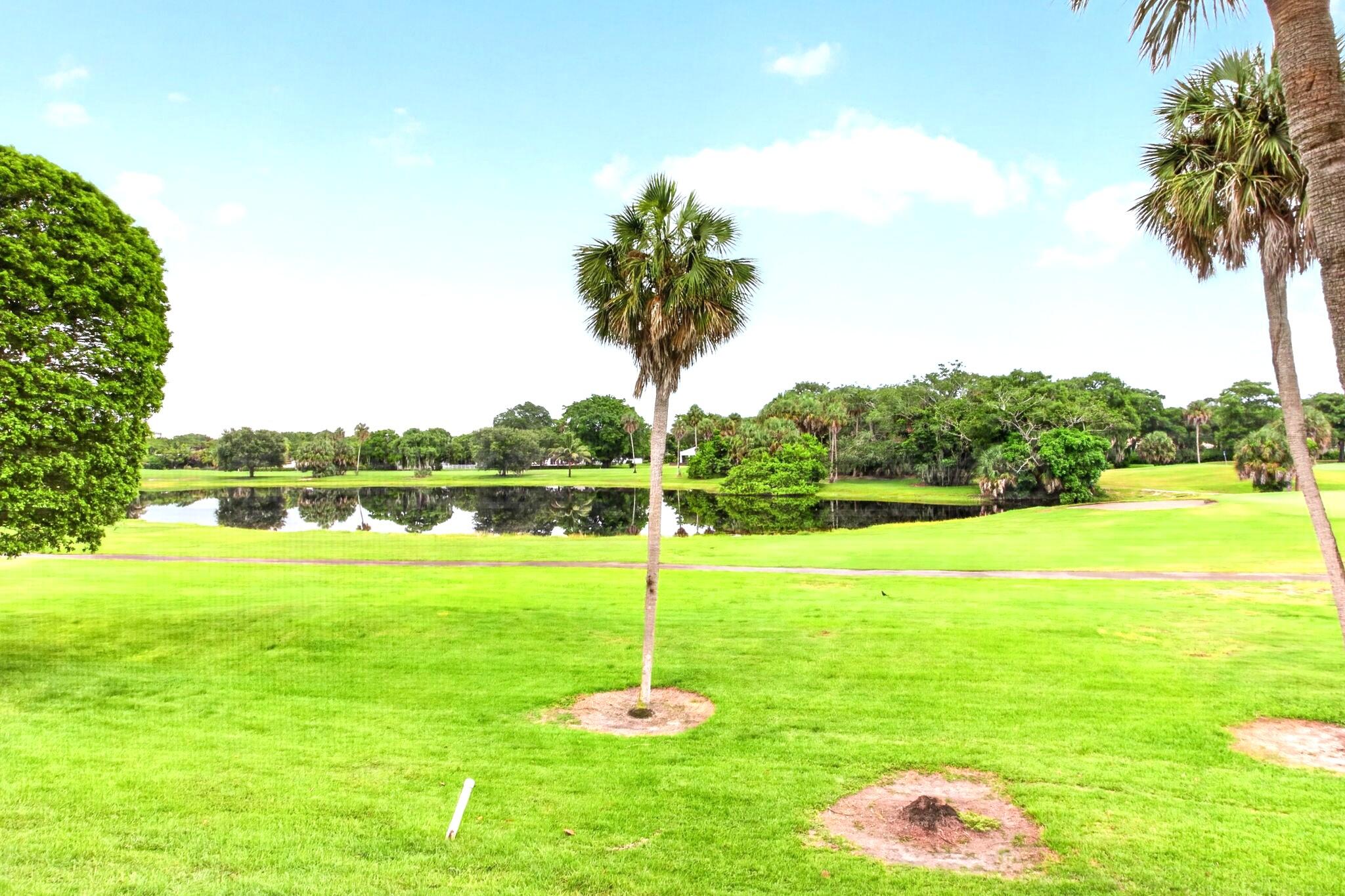 NO 124 PALM-AIRE COUNTRY CLUB - Residential