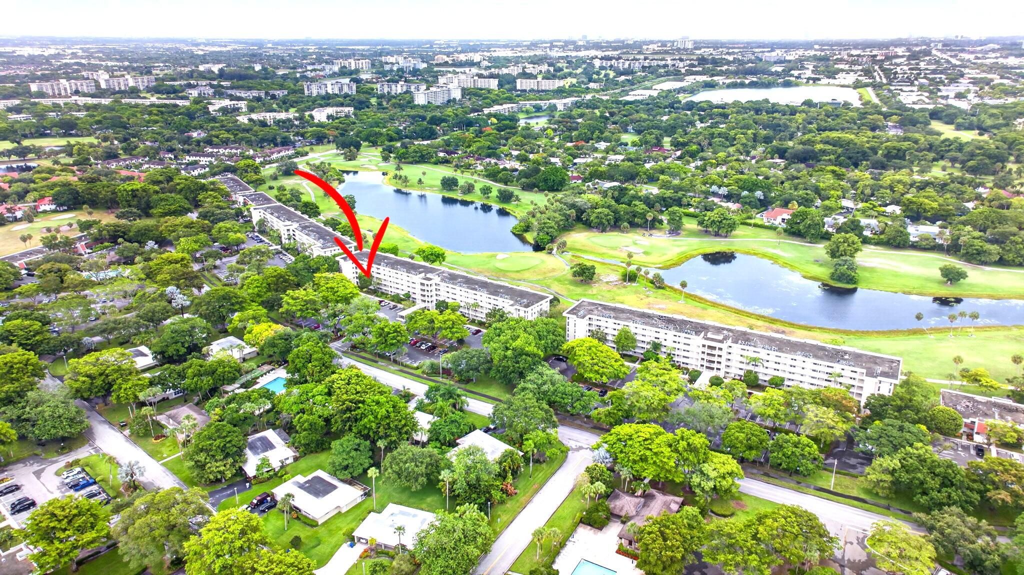 NO 124 PALM-AIRE COUNTRY CLUB - Residential