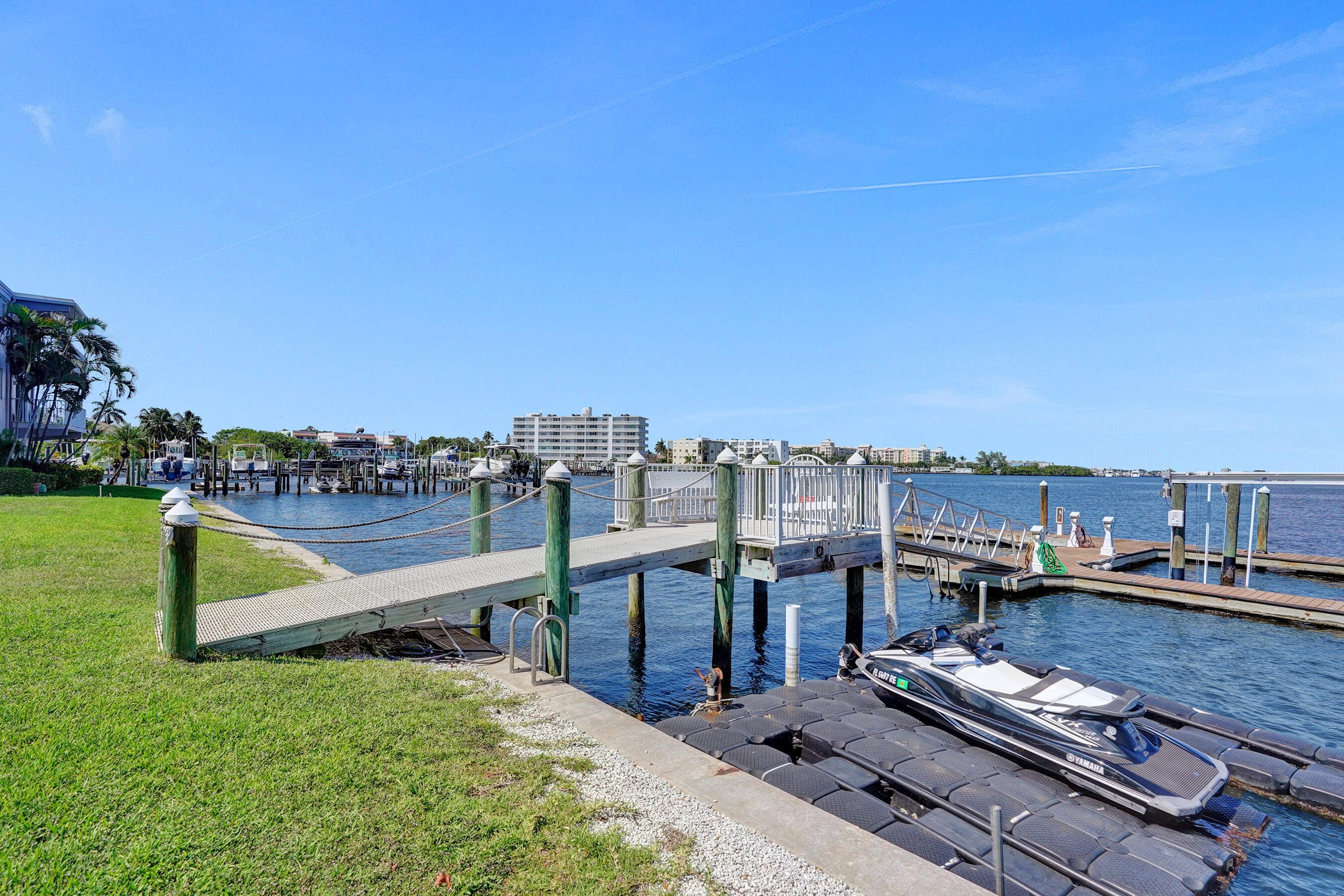 ISLAND TOWERS INC CONDO - Residential