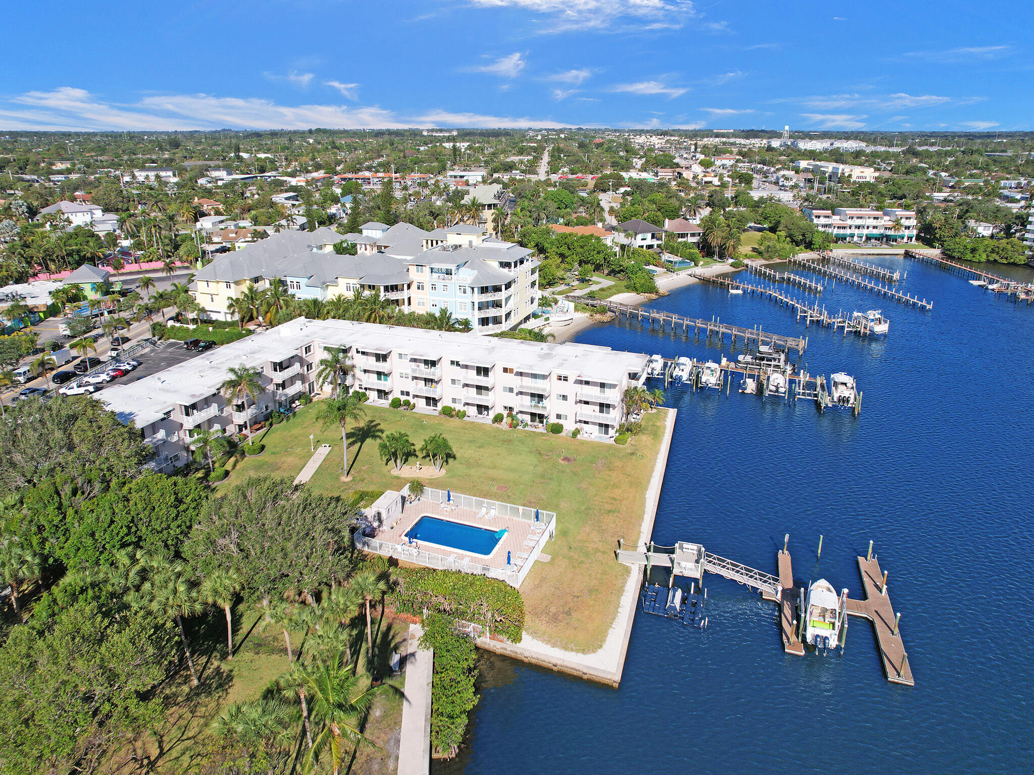 ISLAND TOWERS INC CONDO - Residential