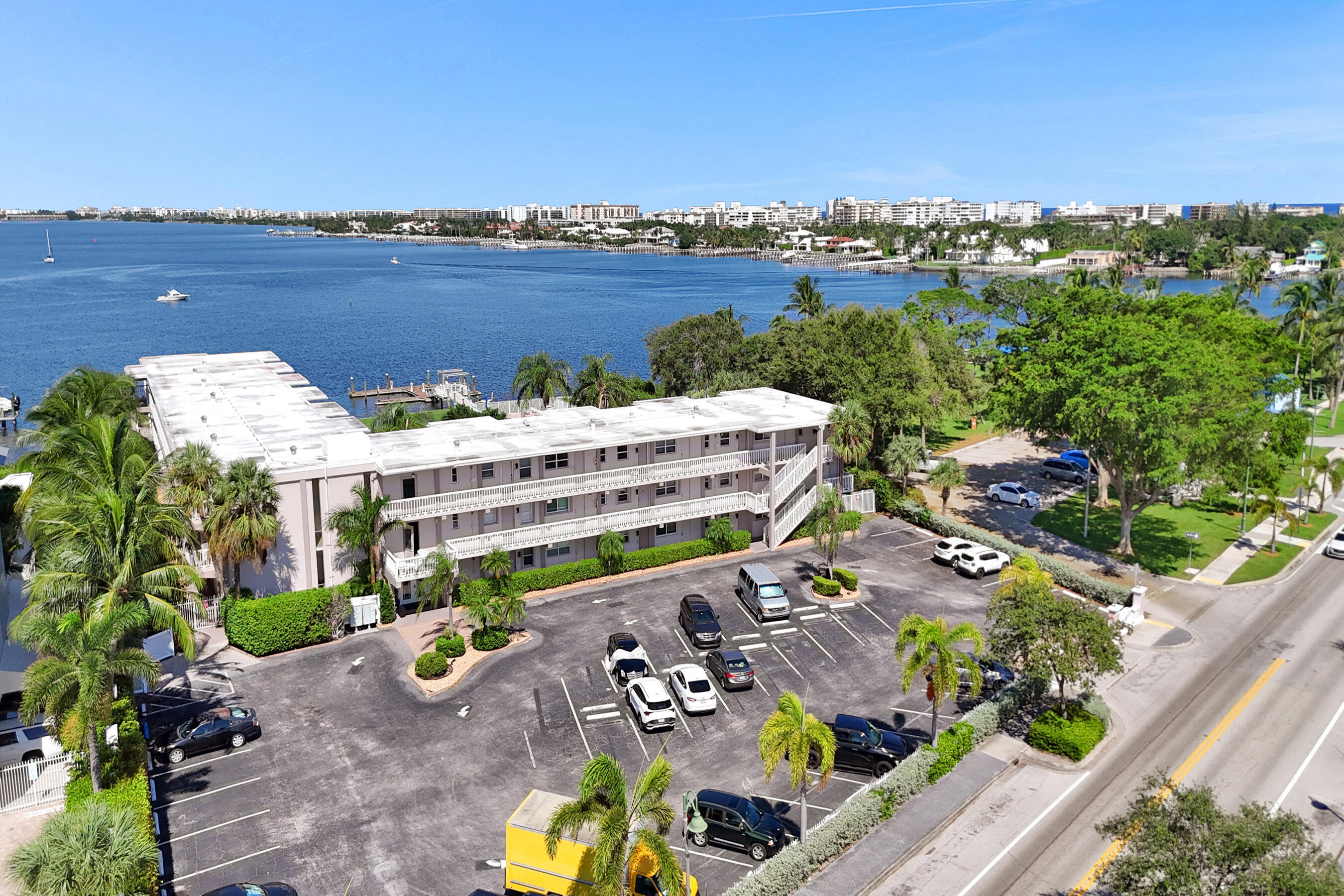 ISLAND TOWERS INC CONDO - Residential