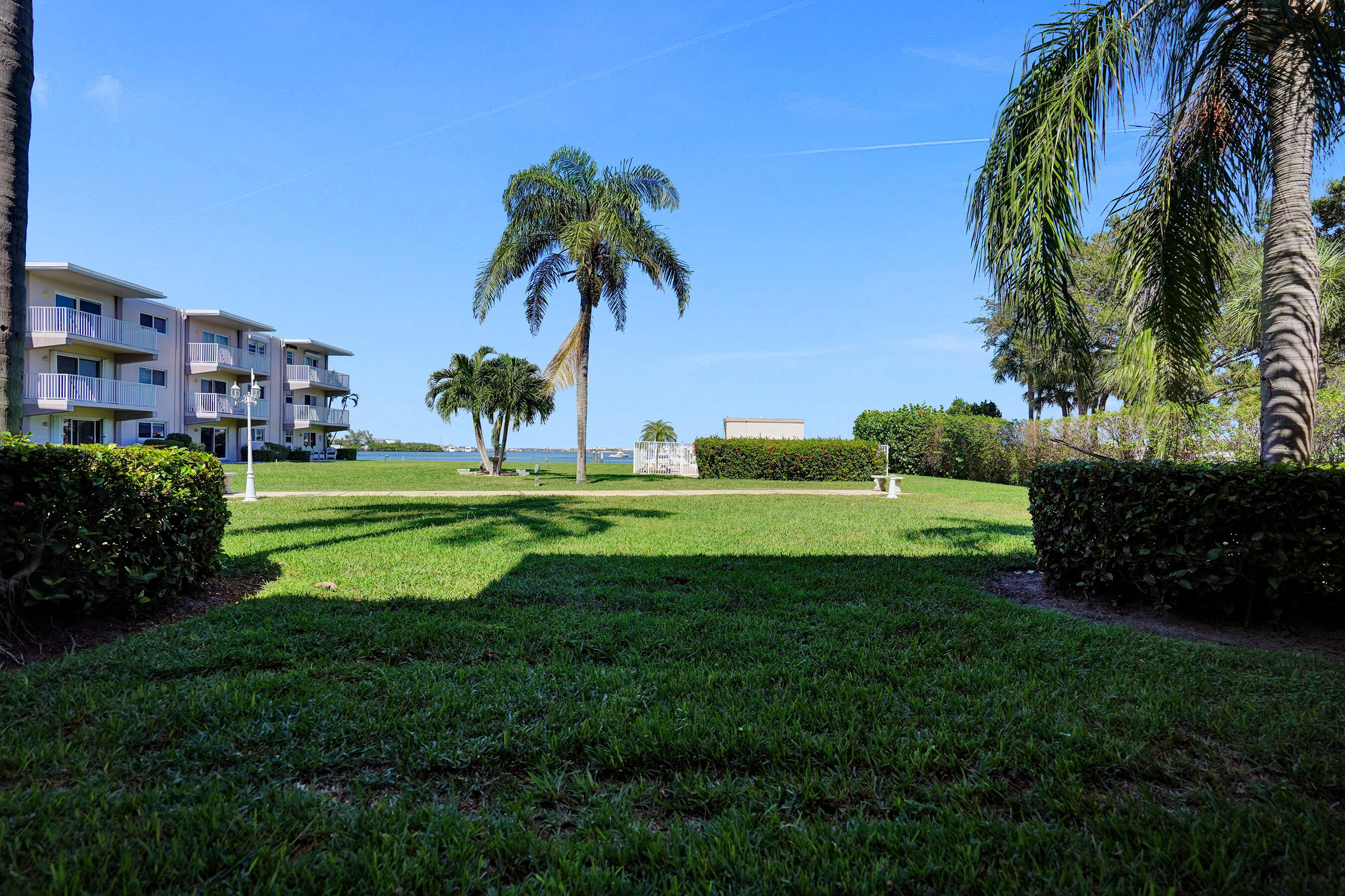 ISLAND TOWERS INC CONDO - Residential