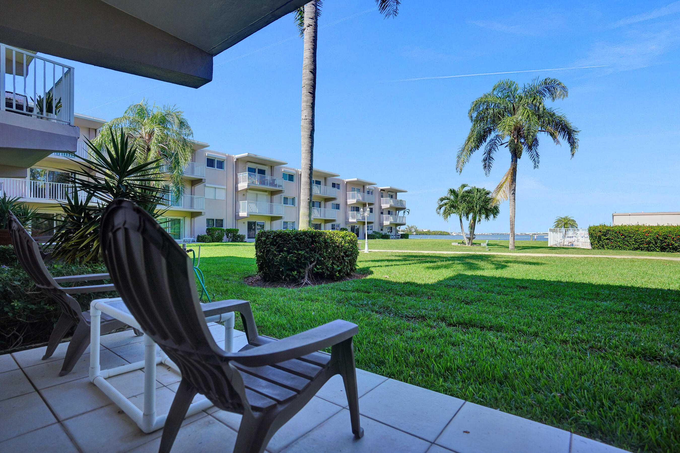 ISLAND TOWERS INC CONDO - Residential