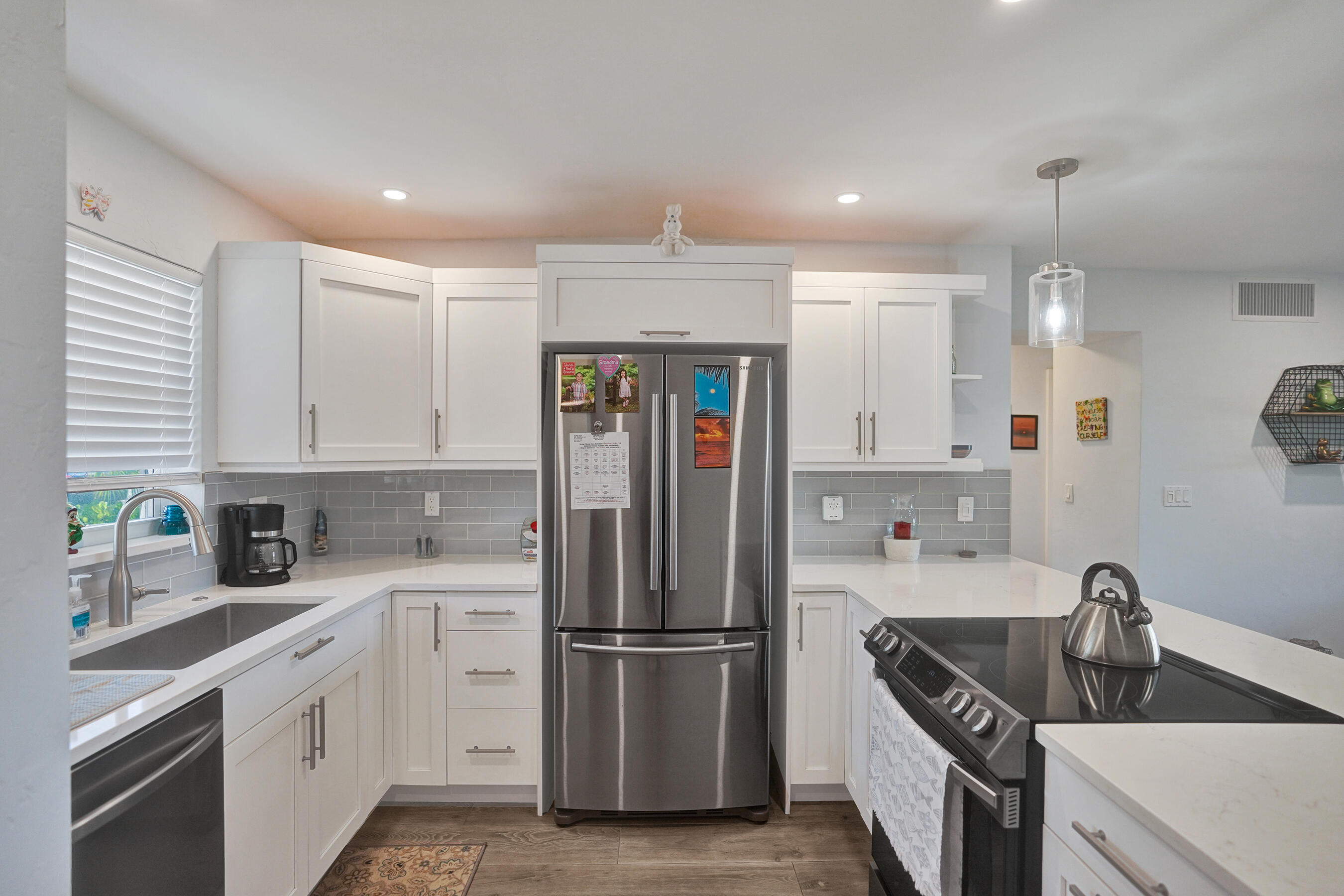 ISLAND TOWERS INC CONDO - Residential