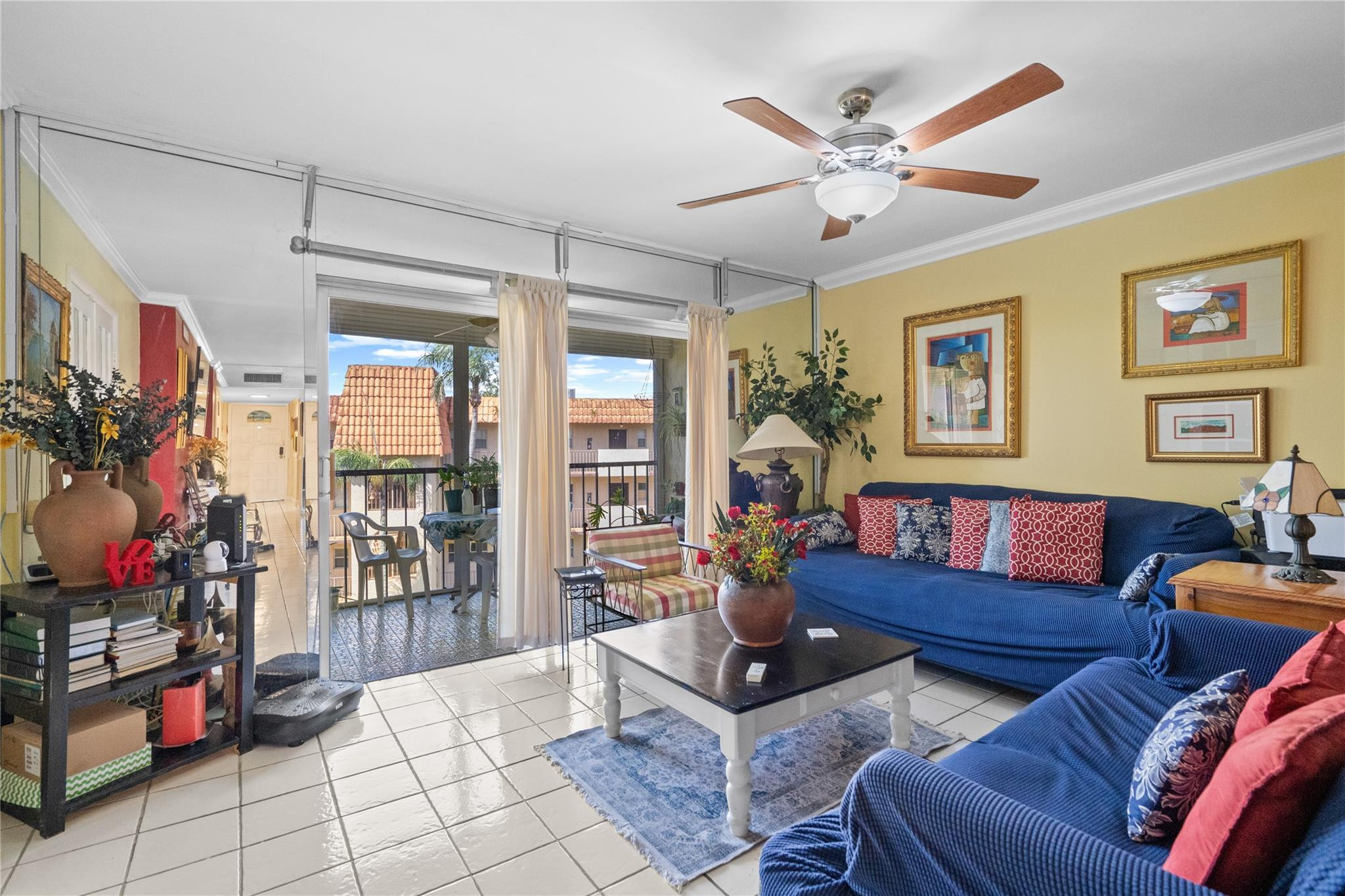 INVERRARY COUNTRY CLUB - Residential