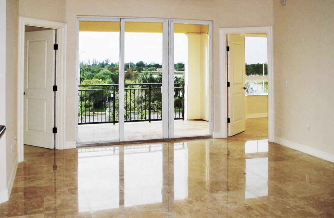 WESTON 55 PLUS CONDO - Residential