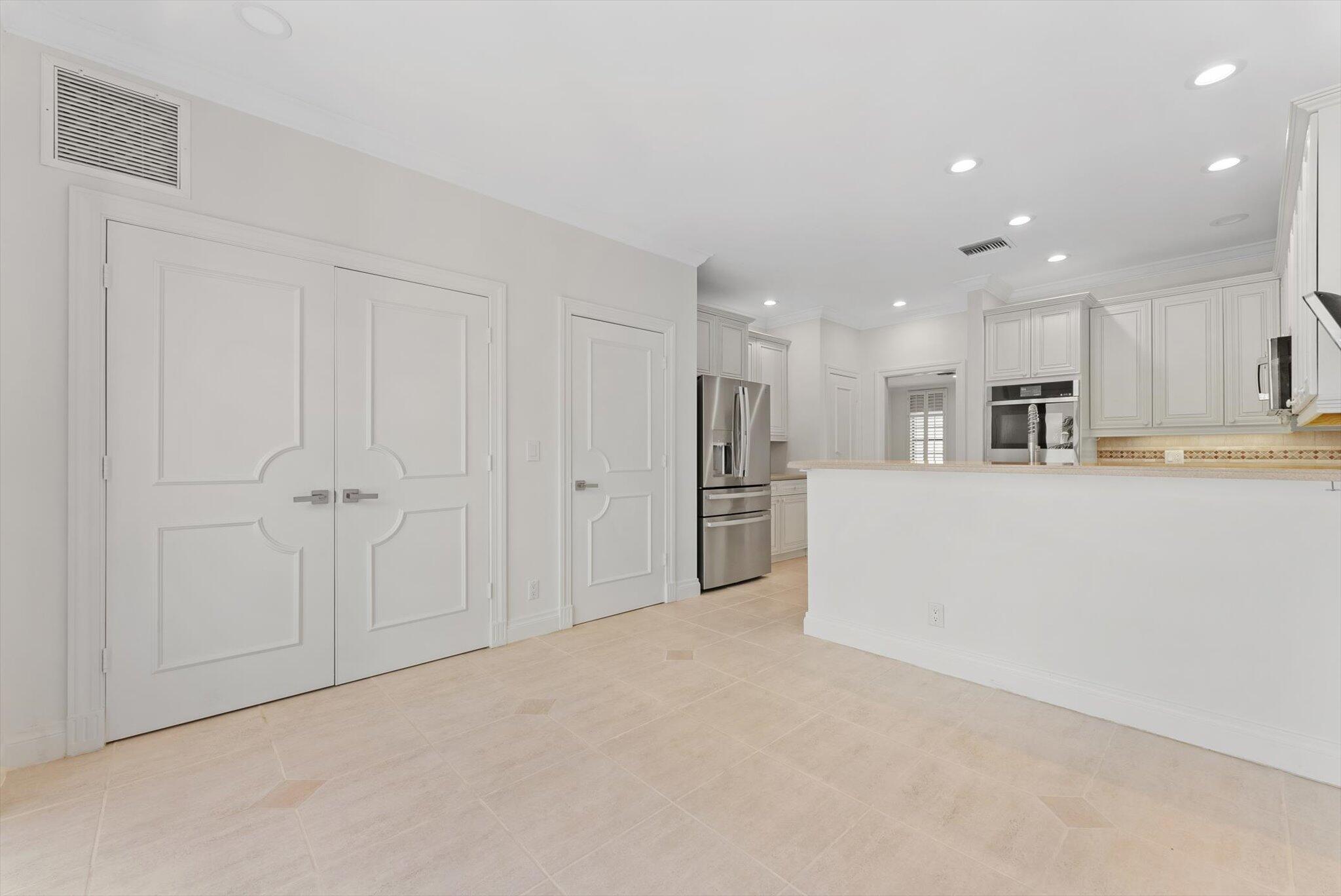 PORTOFINO OF OCEAN RIDGE CONDO - Residential