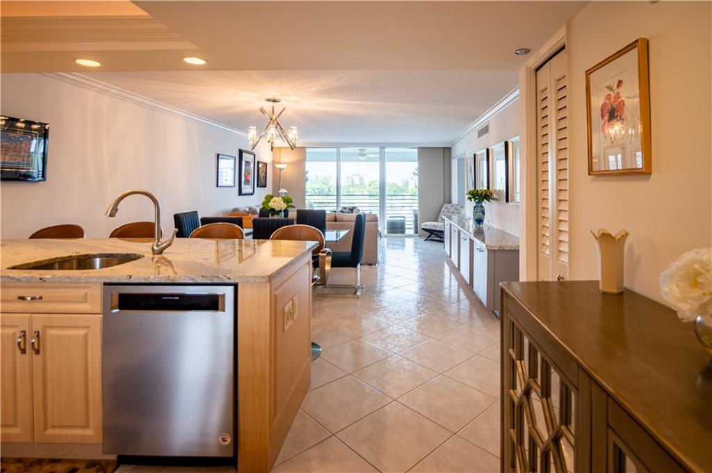 NO. 52 PALM-AIRE COUNTRY - Residential