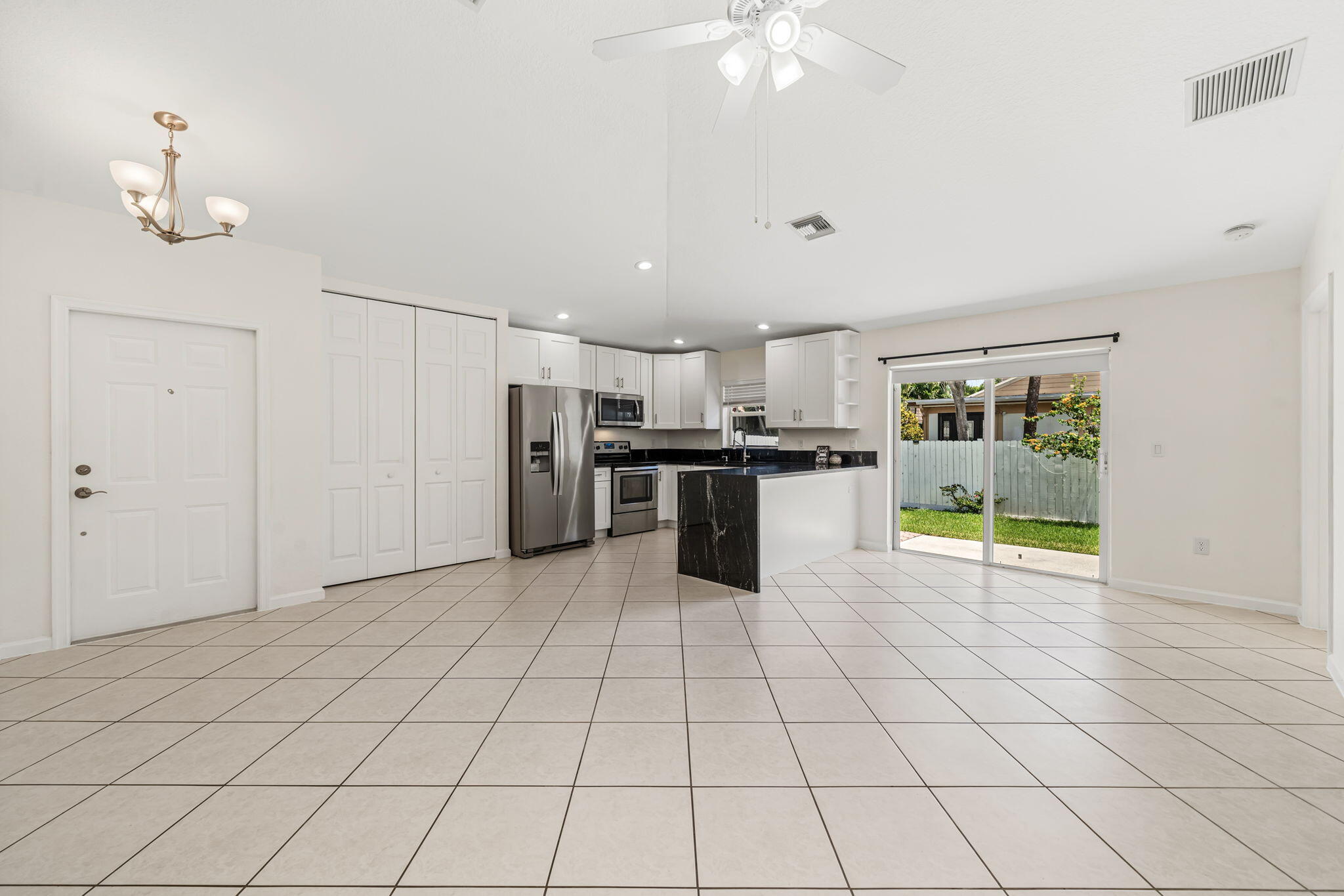 VICTORIA WOODS - Residential