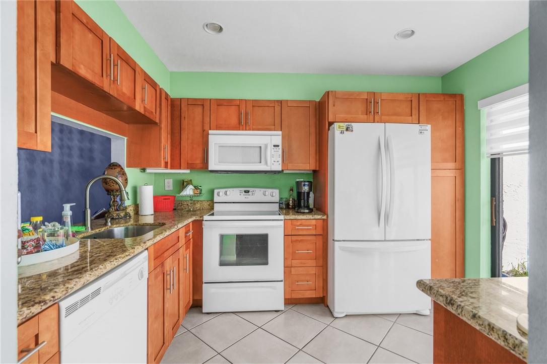 WEDGEWOOD - Residential